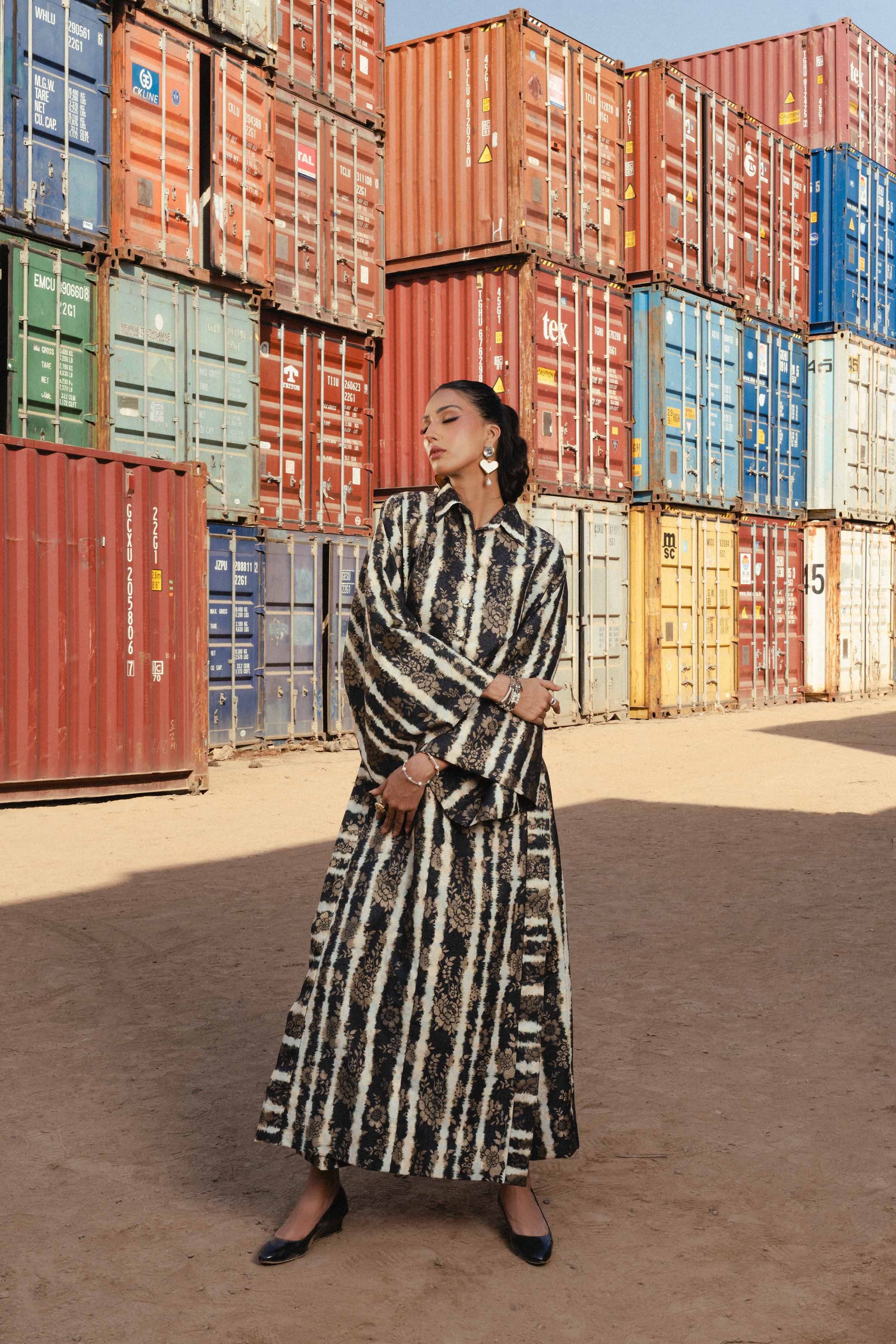 1 Piece - Digital Printed Loose Fabric - 42504070