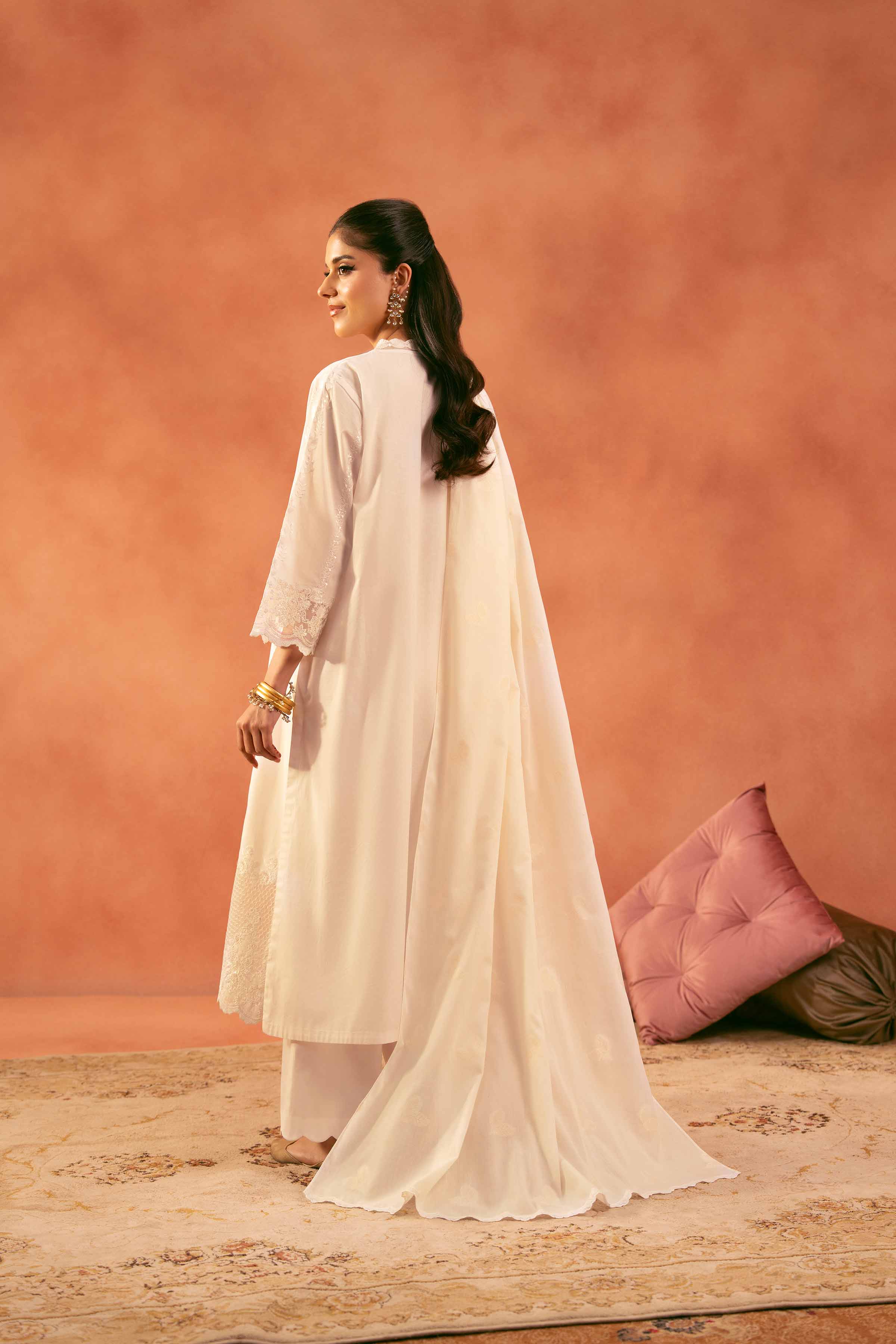 3 Piece - Embroidered Suit - 42519208