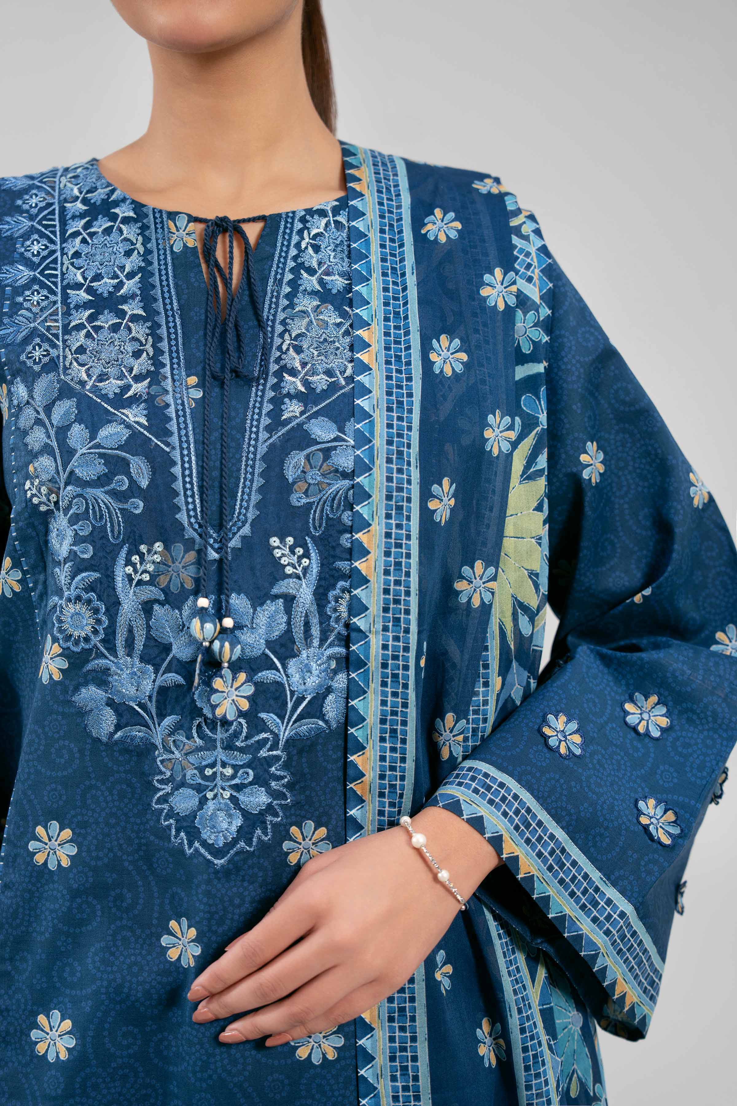 3 Piece - Printed Embroidered Suit - 42601169