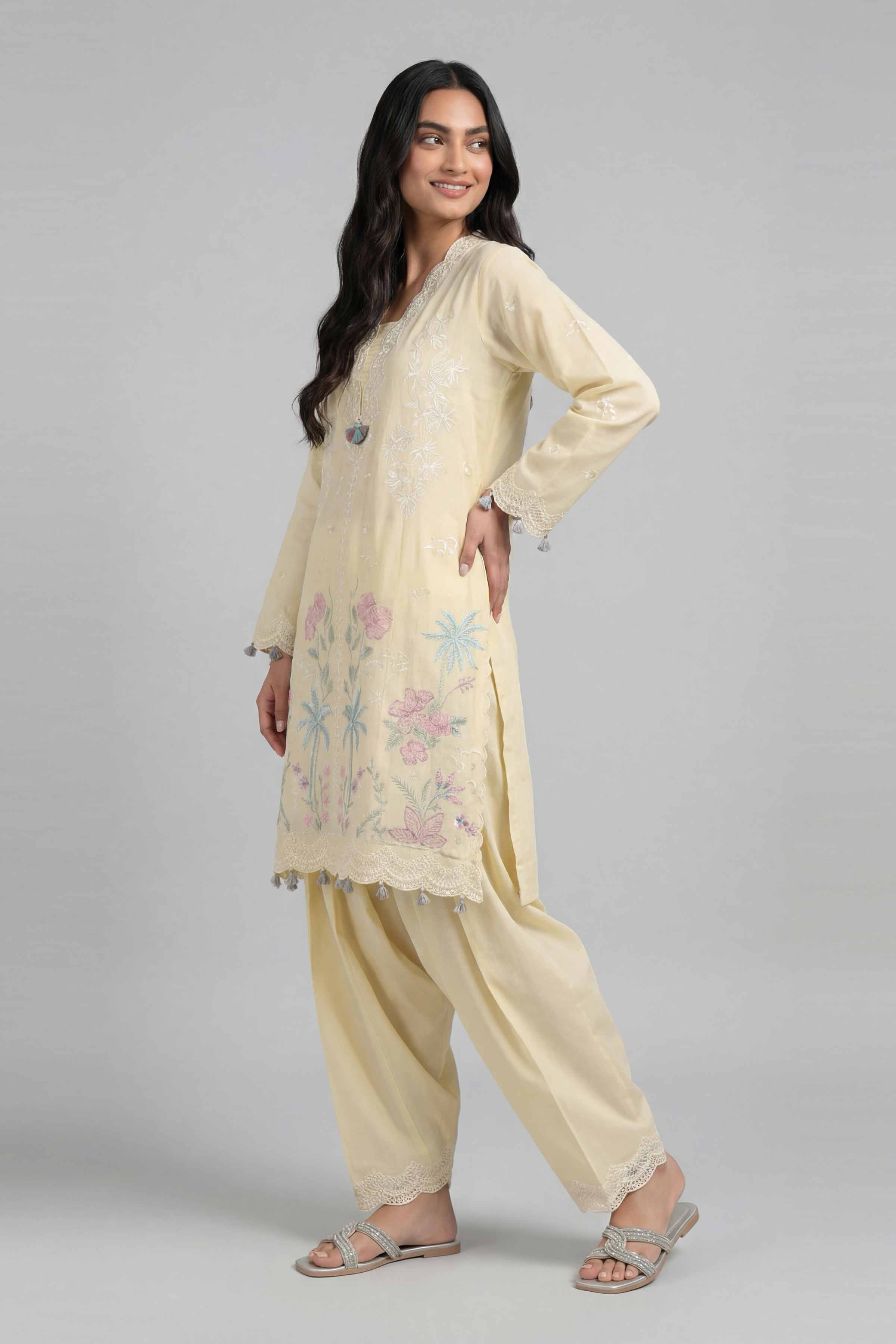 2 Piece - Embroidered Suit - 42601633