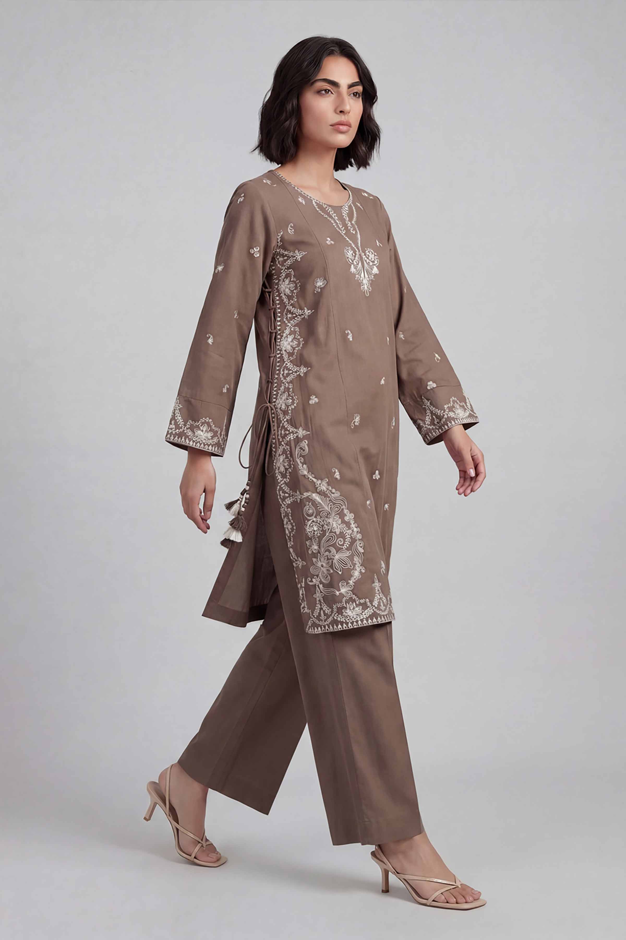 2 Piece - Embroidered Suit - 42601637