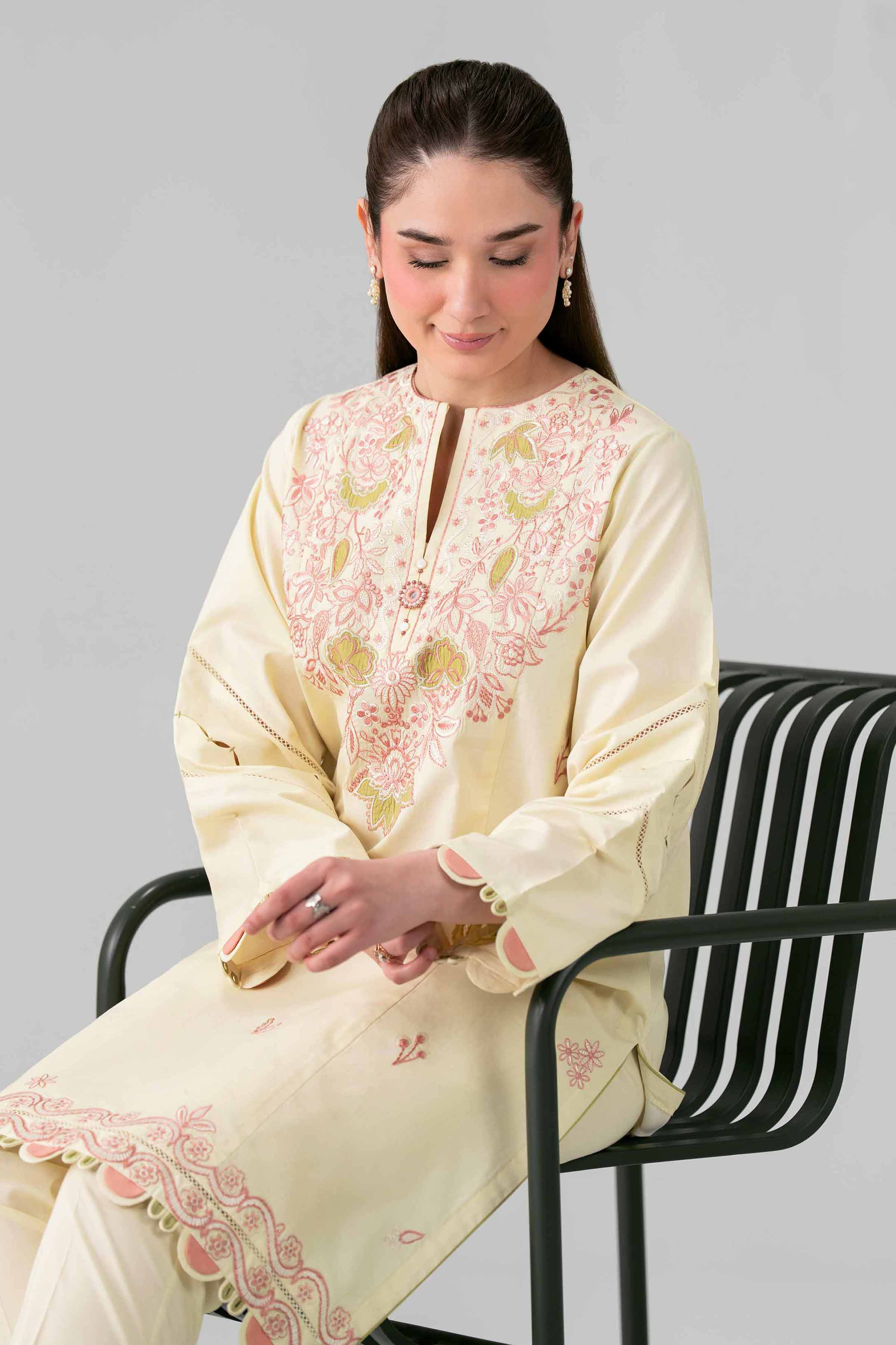 2 Piece - Embroidered Suit - 42601640