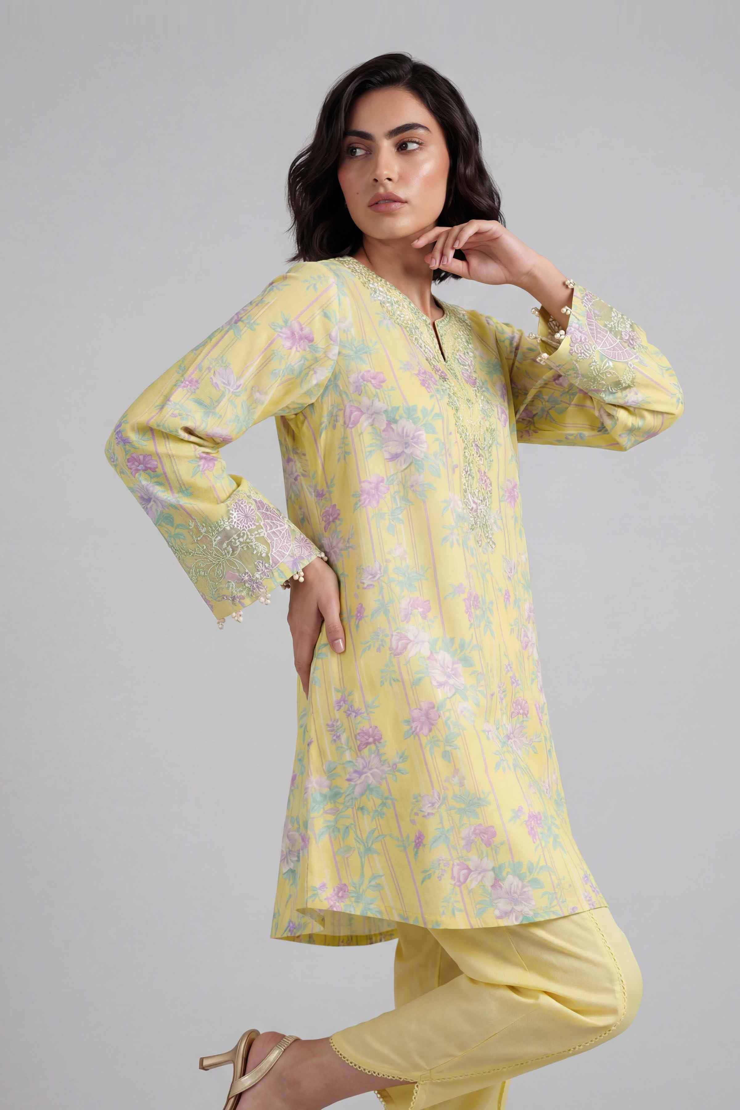 2 Piece - Printed Embroidered Suit - 42601656