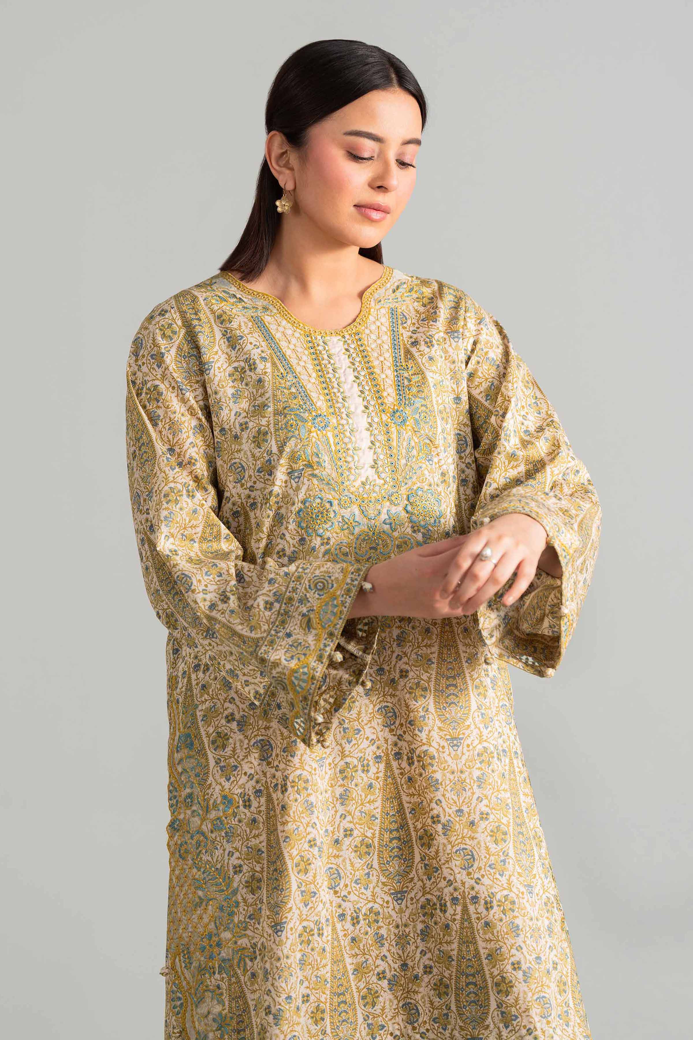 2 Piece - Printed Embroidered Suit - 42601658