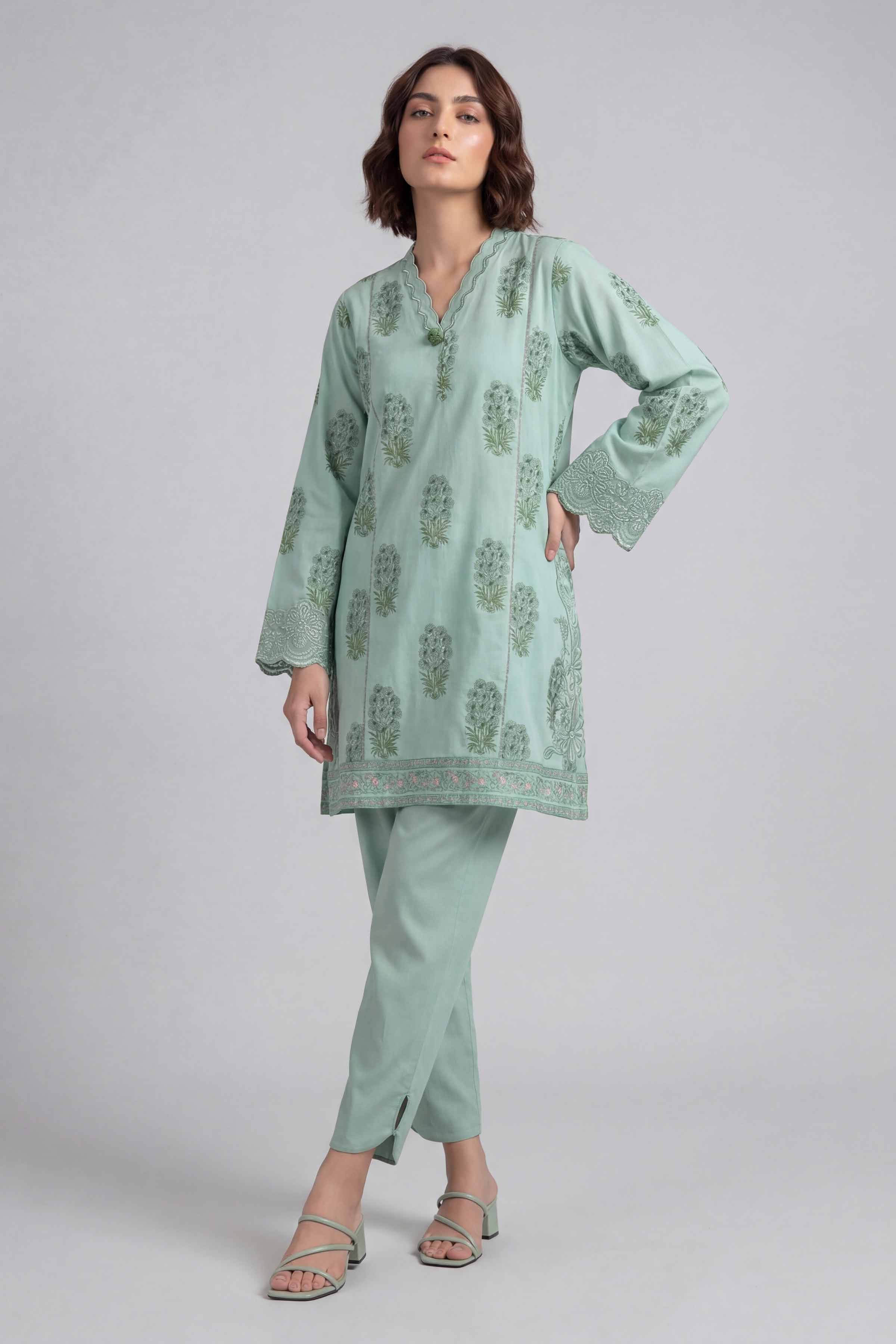 2 Piece - Printed Embroidered Suit - 42601660