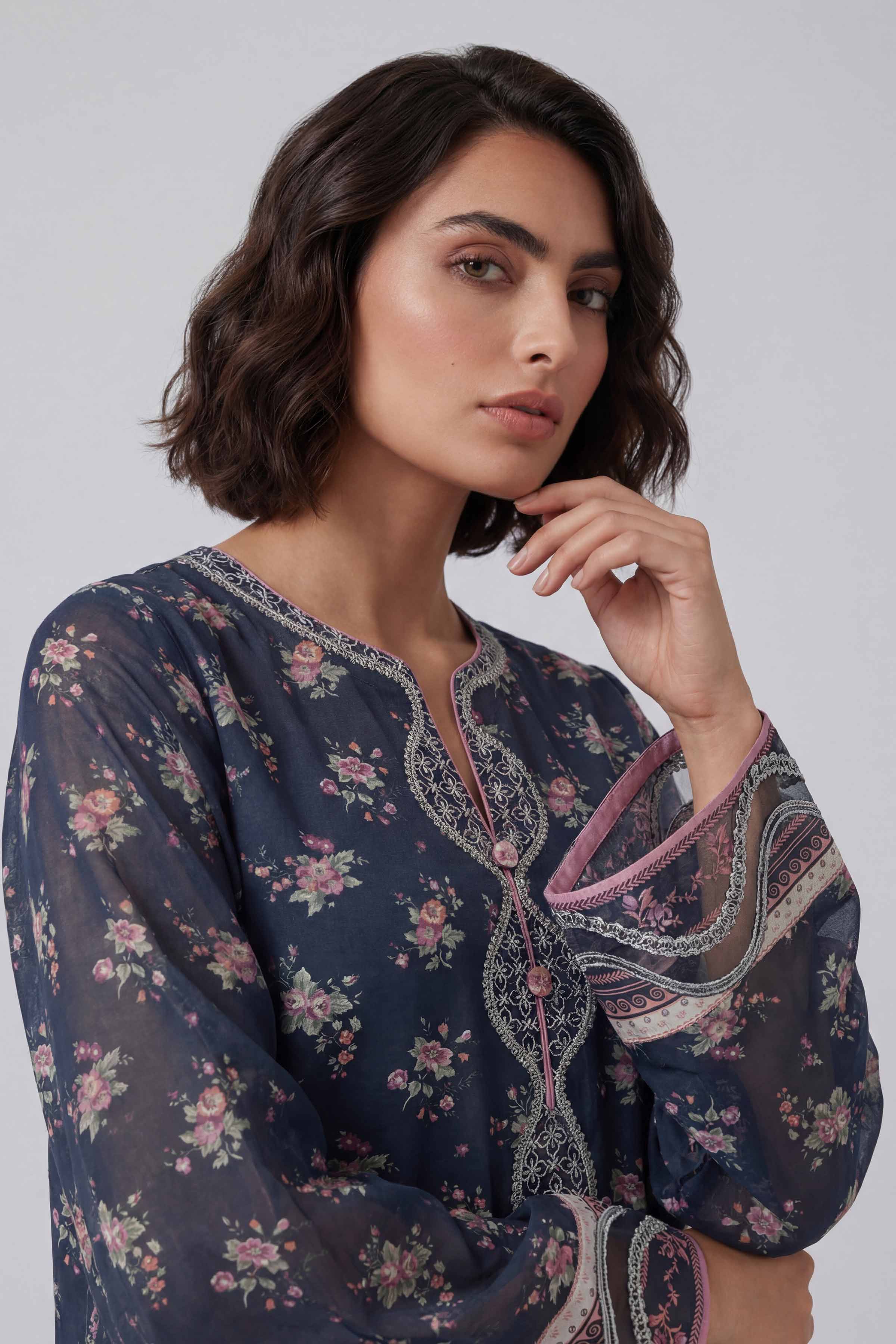 2 Piece - Printed Embroidered Suit - 42601670