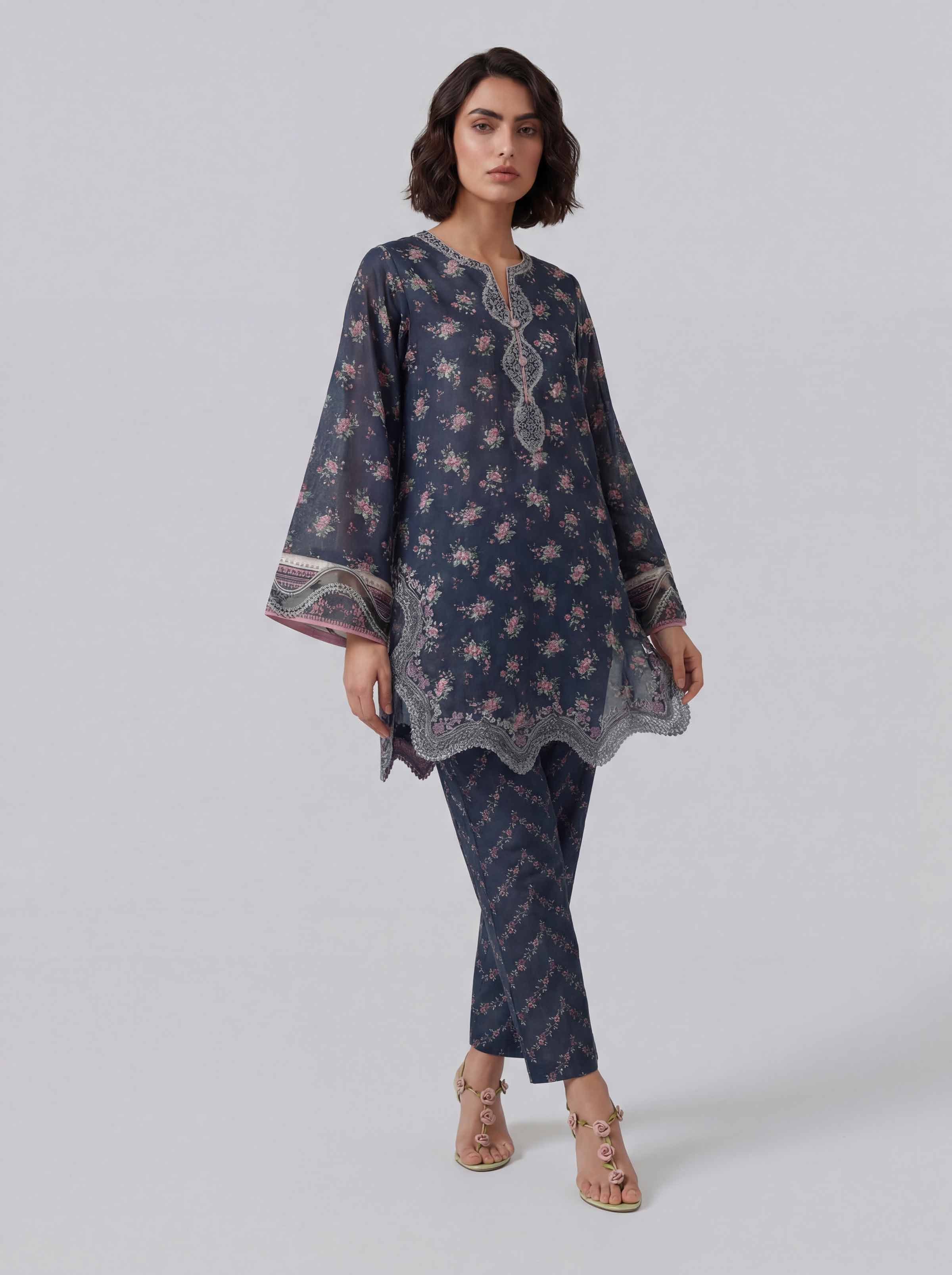 2 Piece - Printed Embroidered Suit - 42601670