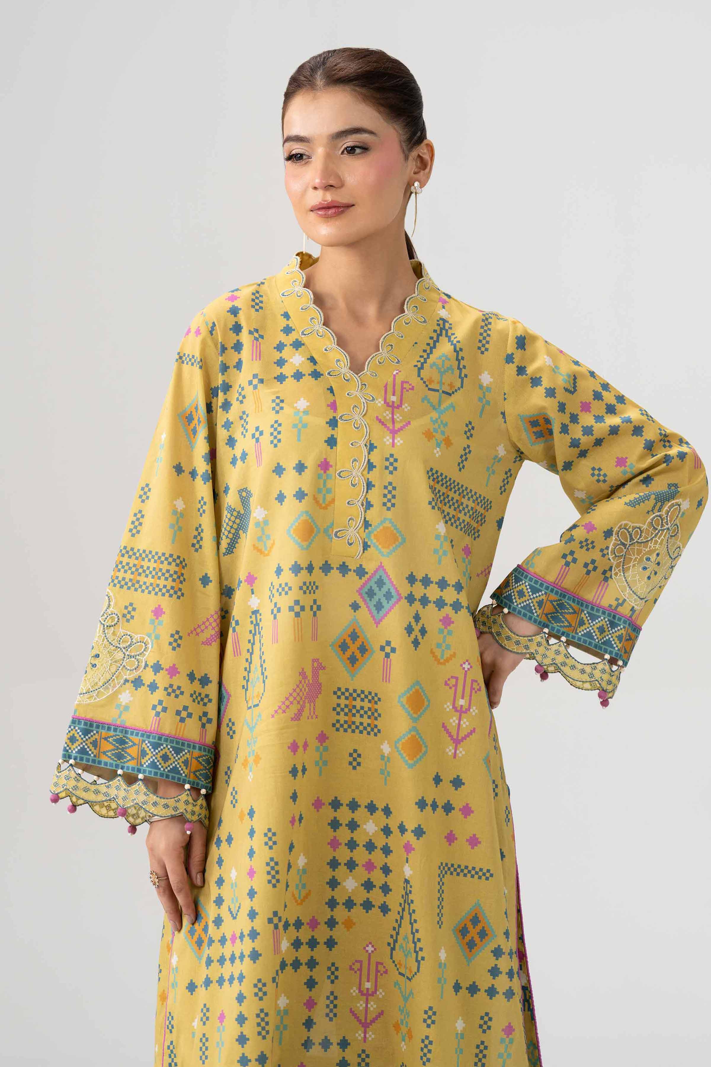 2 Piece - Printed Embroidered Suit - 42602057