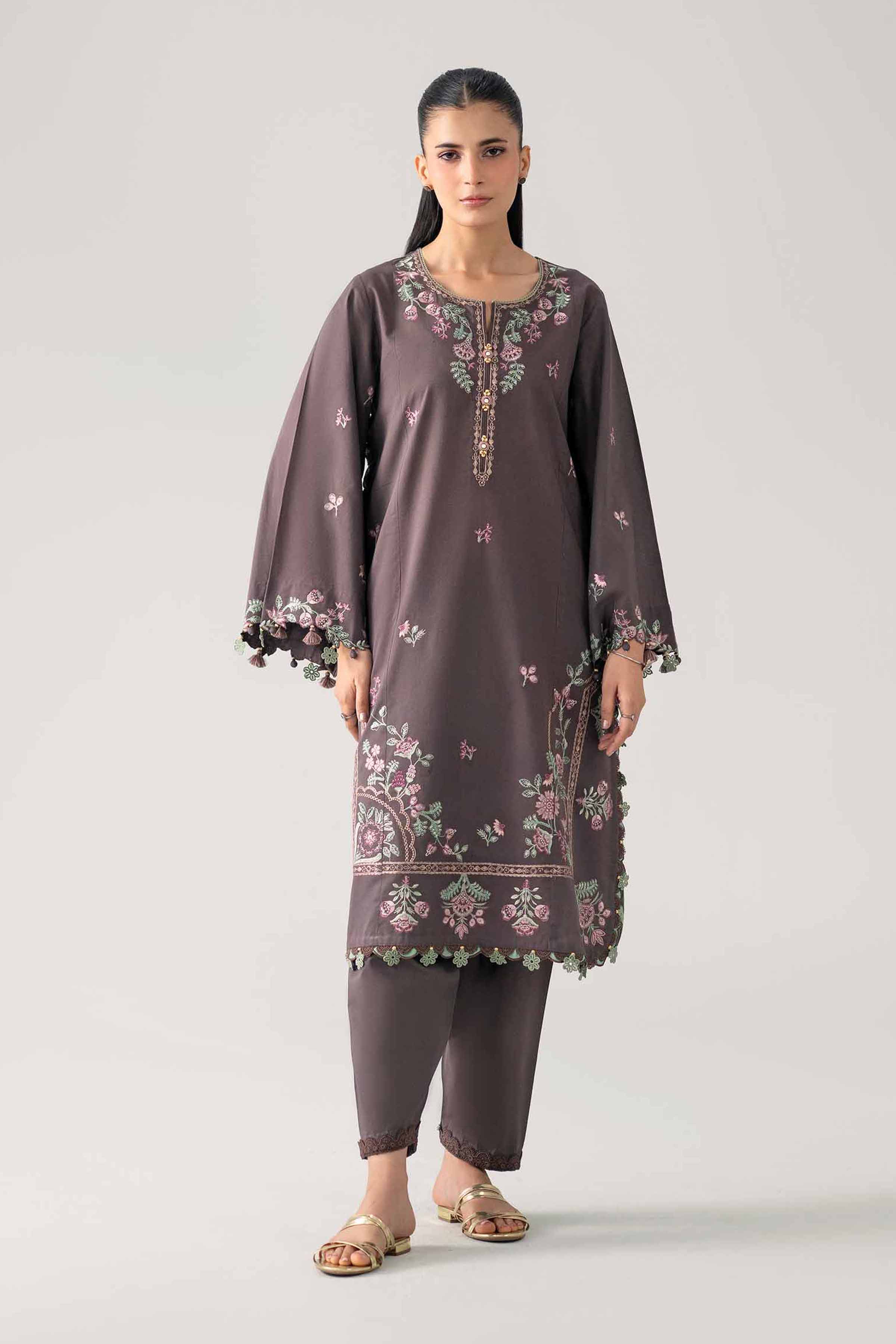 2 Piece - Embroidered Suit - 42602204
