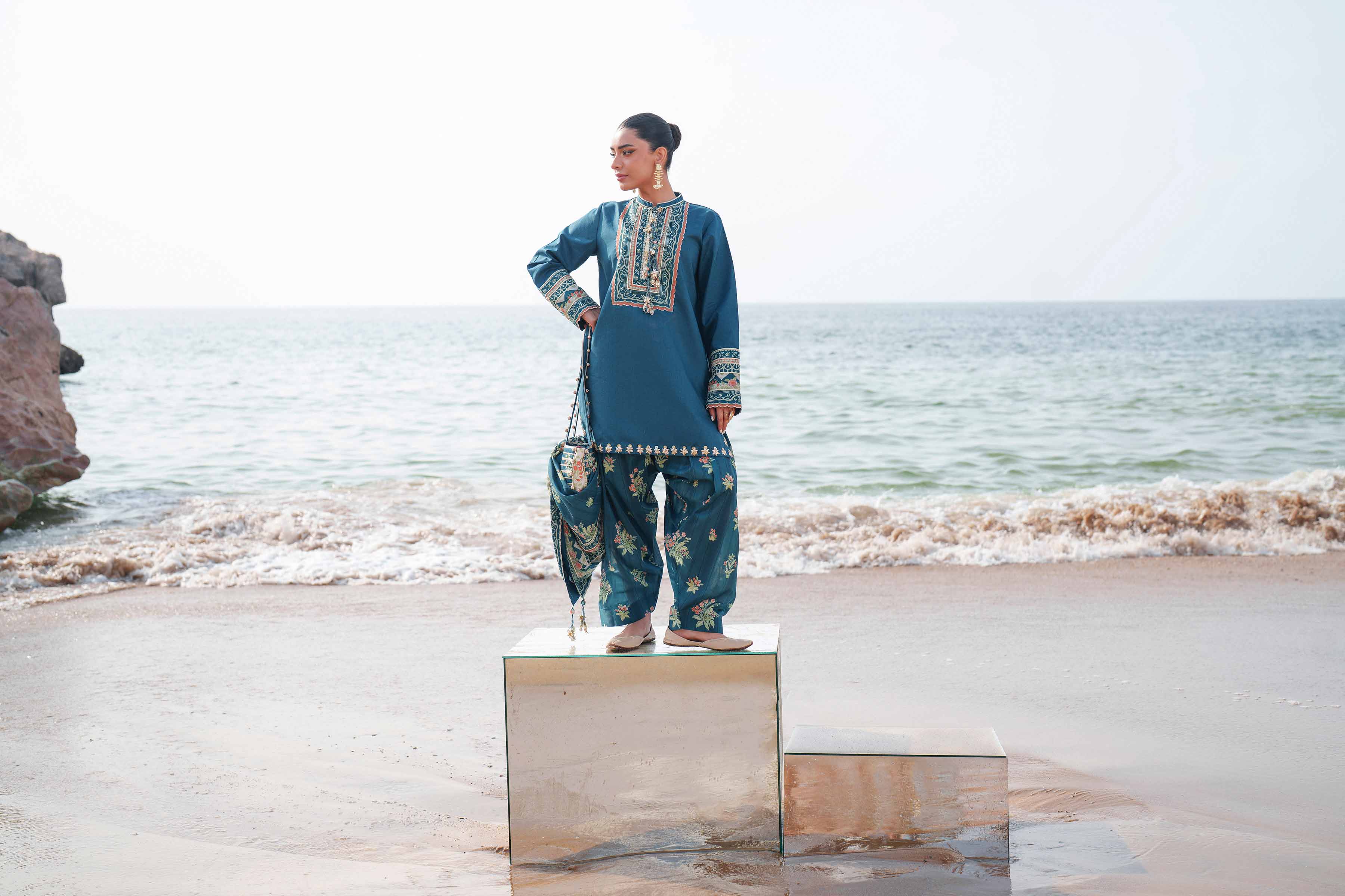 3 Piece - Printed Loose Fabric - 42602344 for Women - Freedom To Buy Collection | Nishat | Shop Online