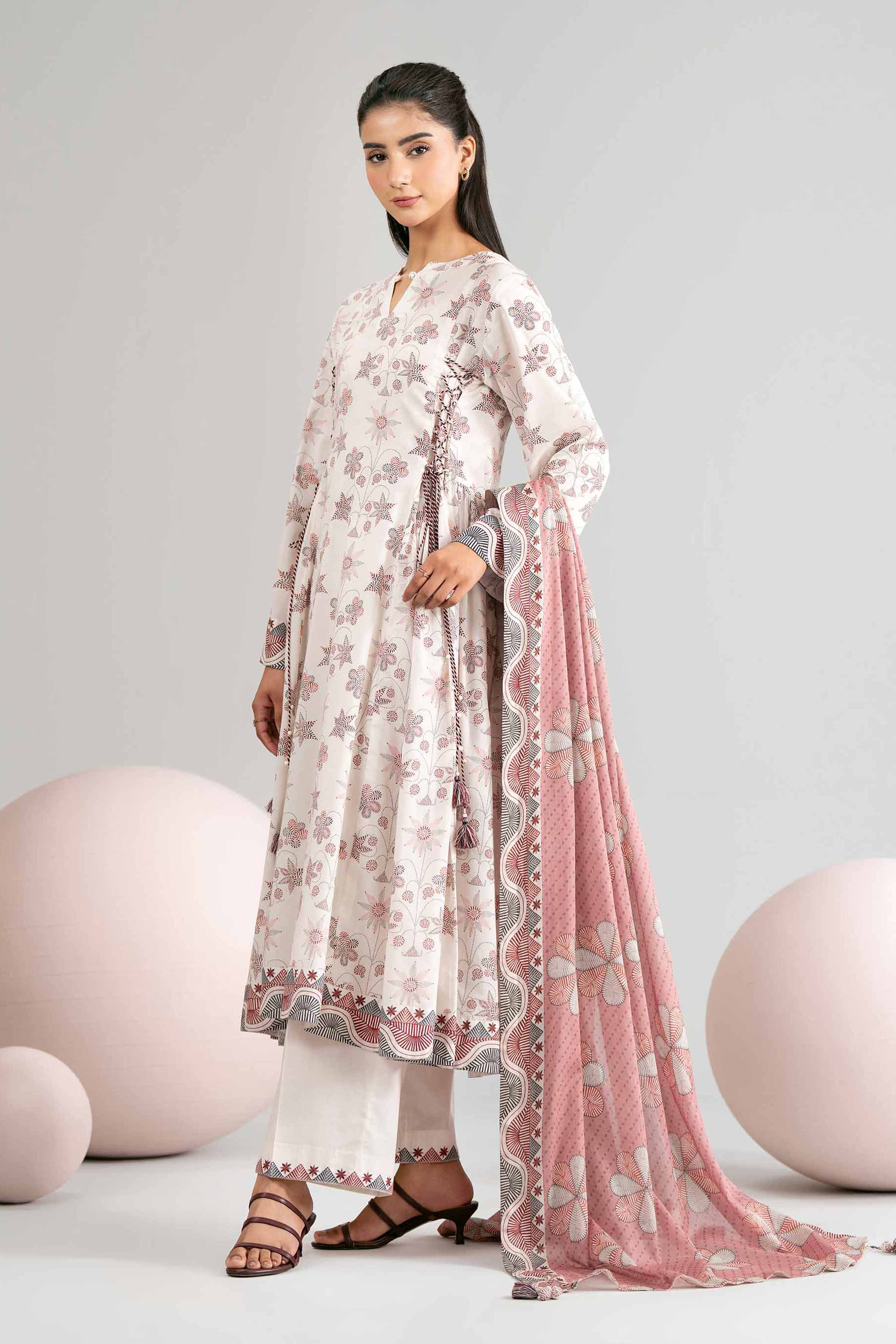 3 Piece - Printed Loose Fabric - 42602421 for Women - Freedom To Buy Collection | Nishat | Shop Online