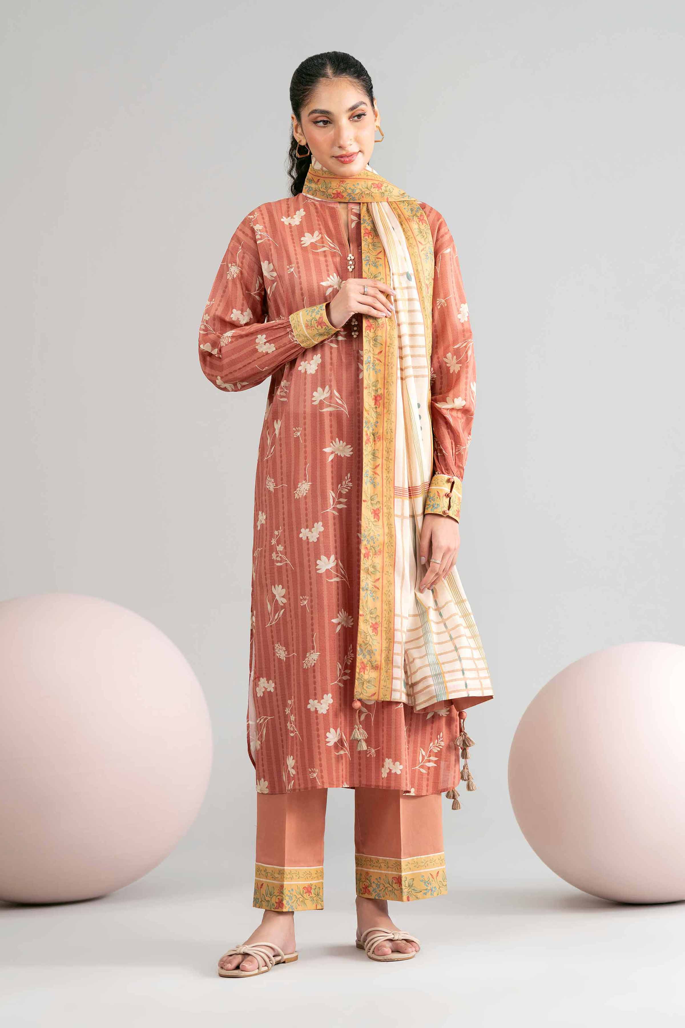 3 Piece - Printed Loose Fabric - 42602425 for Women - Freedom To Buy Collection | Nishat | Shop Online