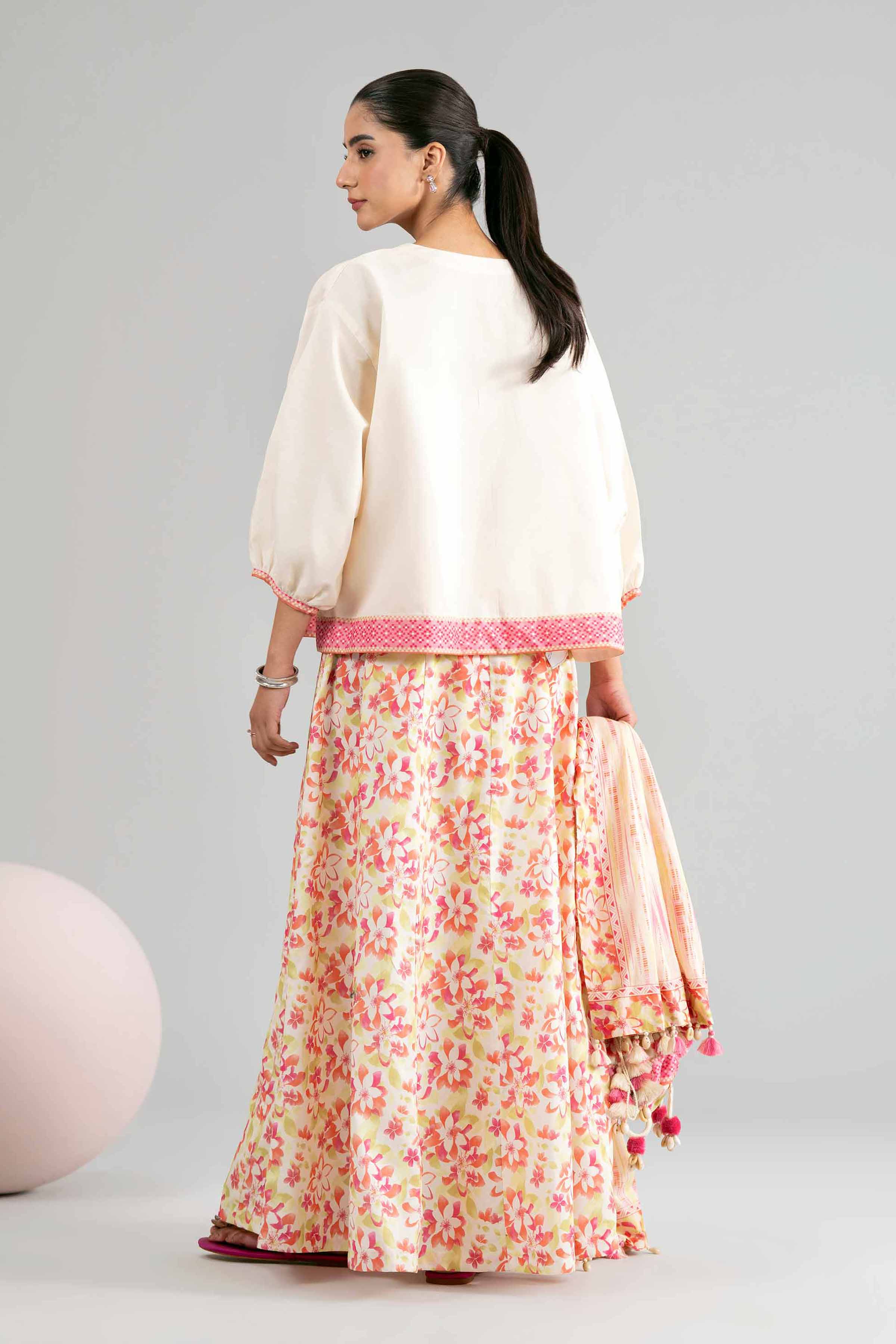3 Piece - Printed Loose Fabric - 42602426 for Women - Freedom To Buy Collection | Nishat | Shop Online