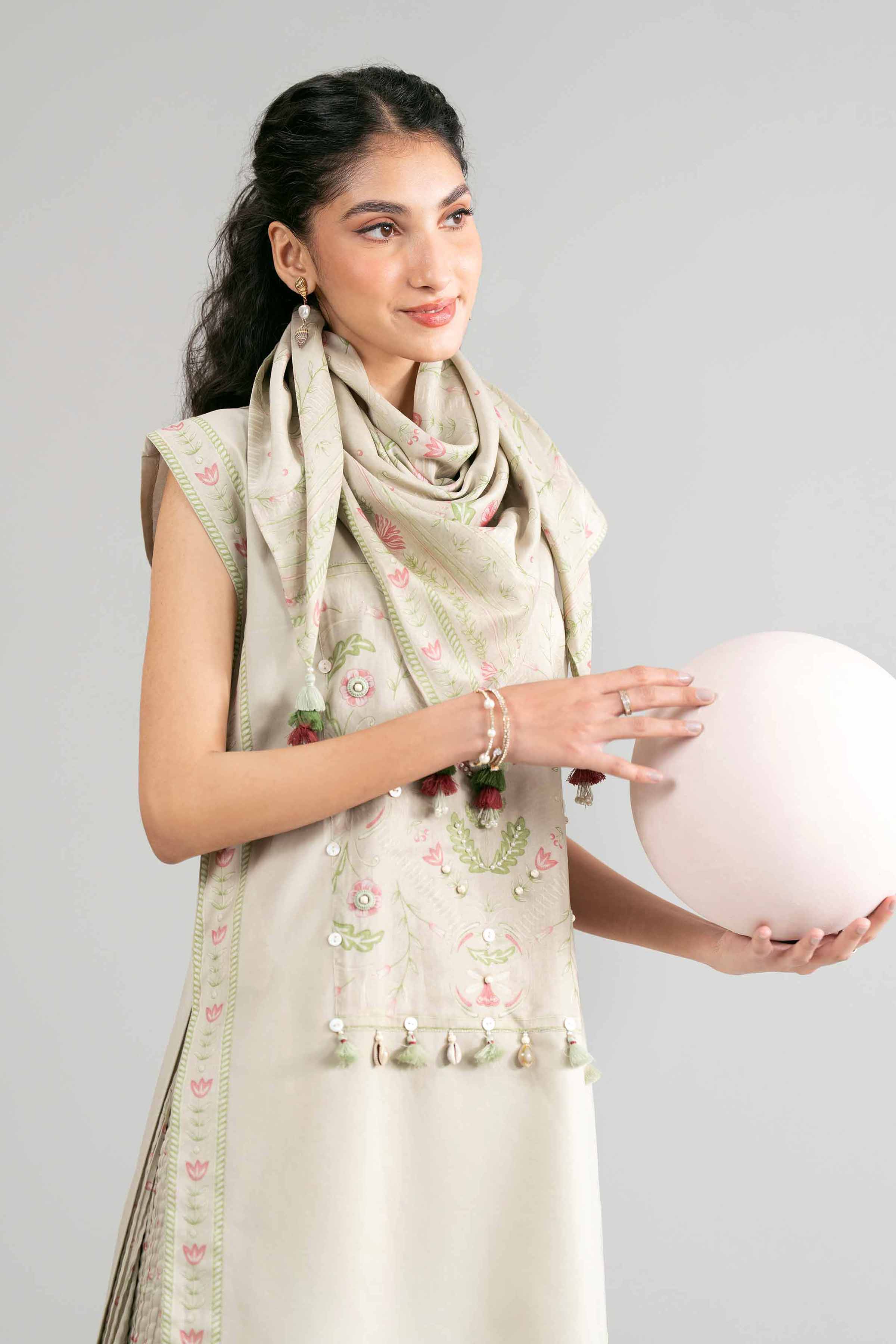 3 Piece - Printed Loose Fabric - 42602434 for Women - Freedom To Buy Collection | Nishat | Shop Online