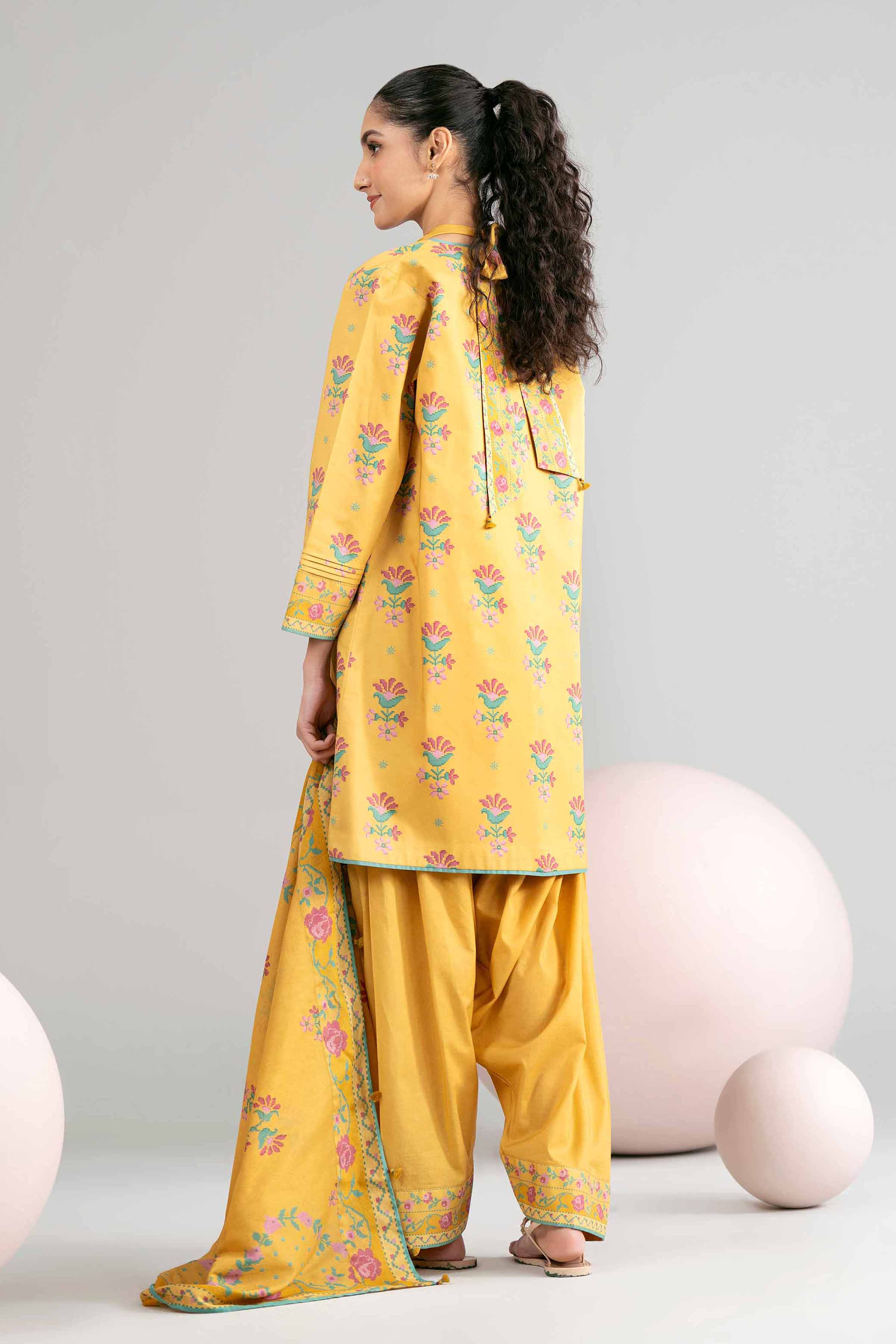 3 Piece - Printed Loose Fabric - 42602442 for Women - Freedom To Buy Collection | Nishat | Shop Online