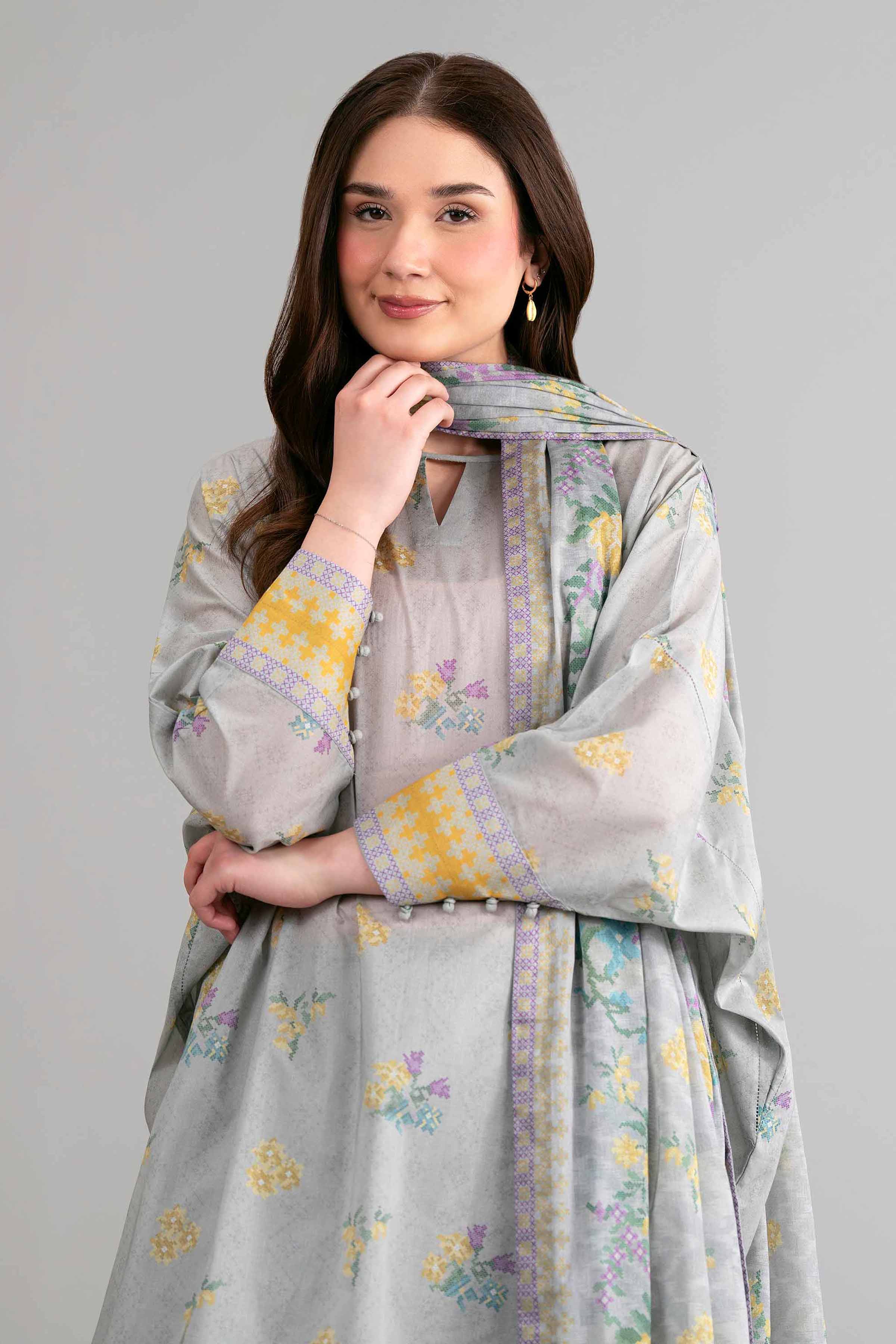 3 Piece - Printed Loose Fabric - 42602443 for Women - Freedom To Buy Collection | Nishat | Shop Online