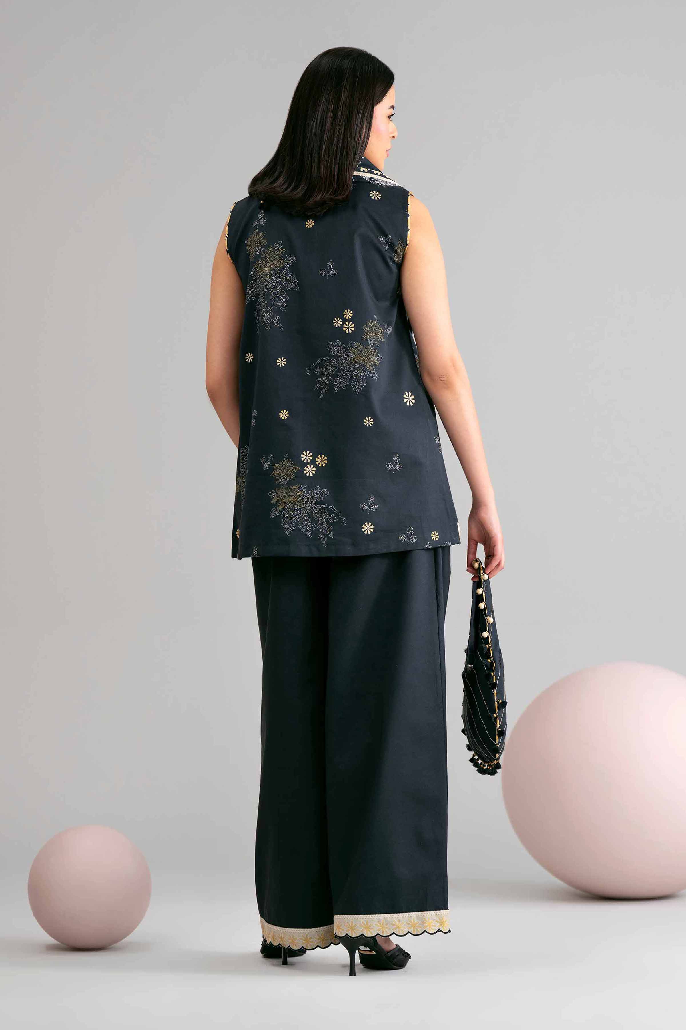 3 Piece - Printed Loose Fabric - 42602446 for Women - Freedom To Buy Collection | Nishat | Shop Online