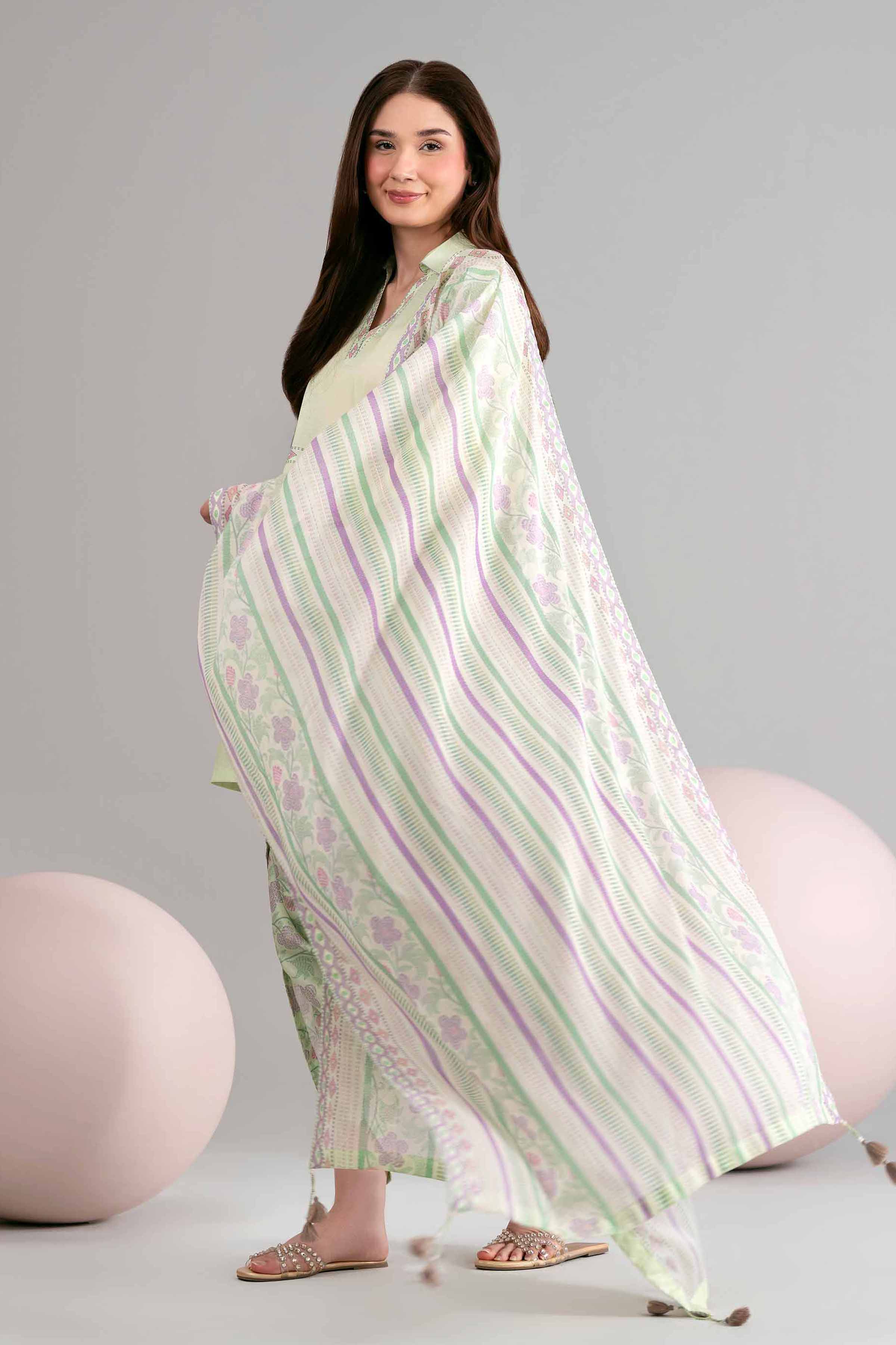 3 Piece - Printed Loose Fabric - 42602453 for Women - Freedom To Buy Collection | Nishat | Shop Online