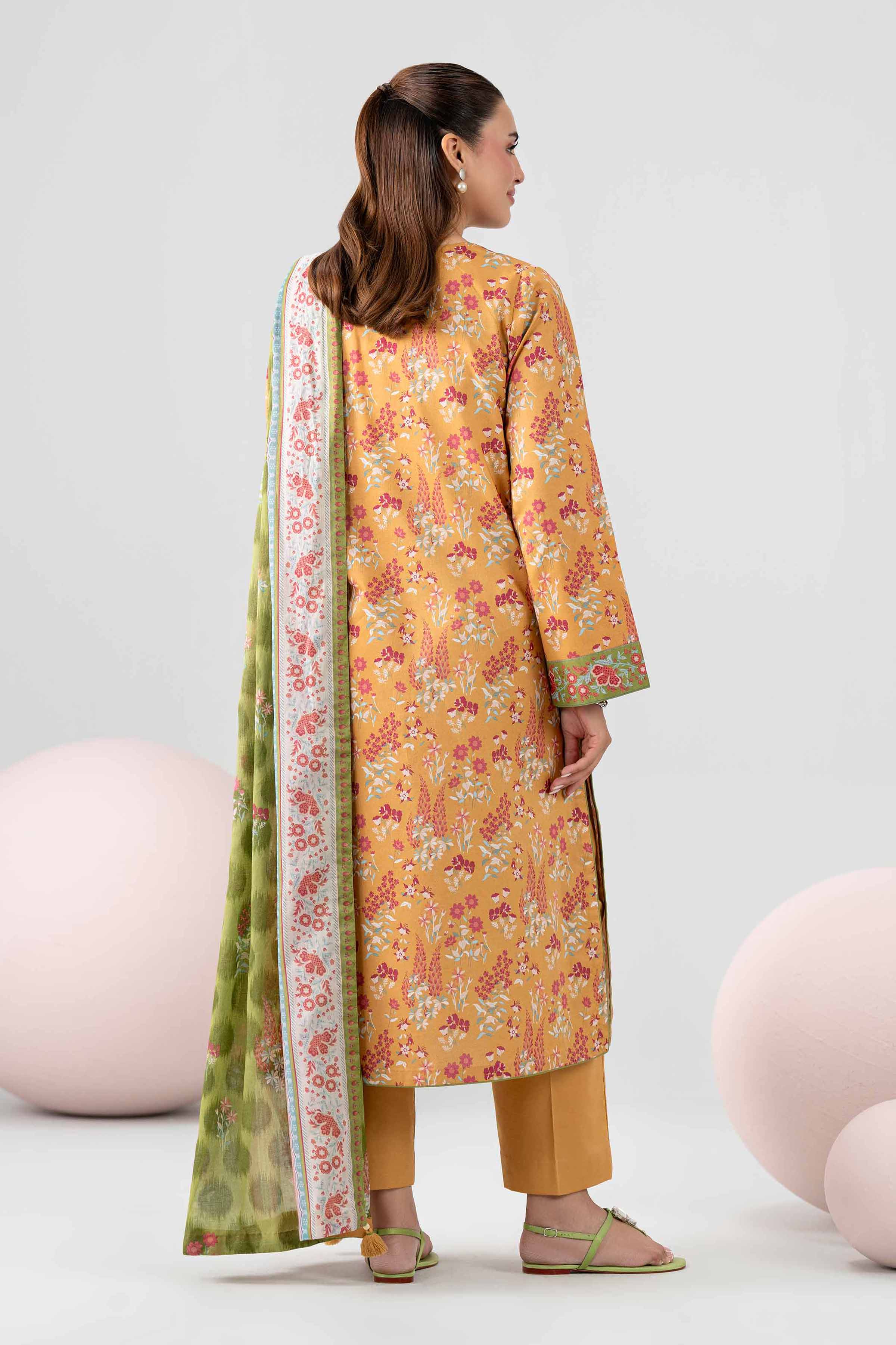 3 Piece - Printed Loose Fabric - 42602573 for Women - Freedom To Buy Collection | Nishat | Shop Online