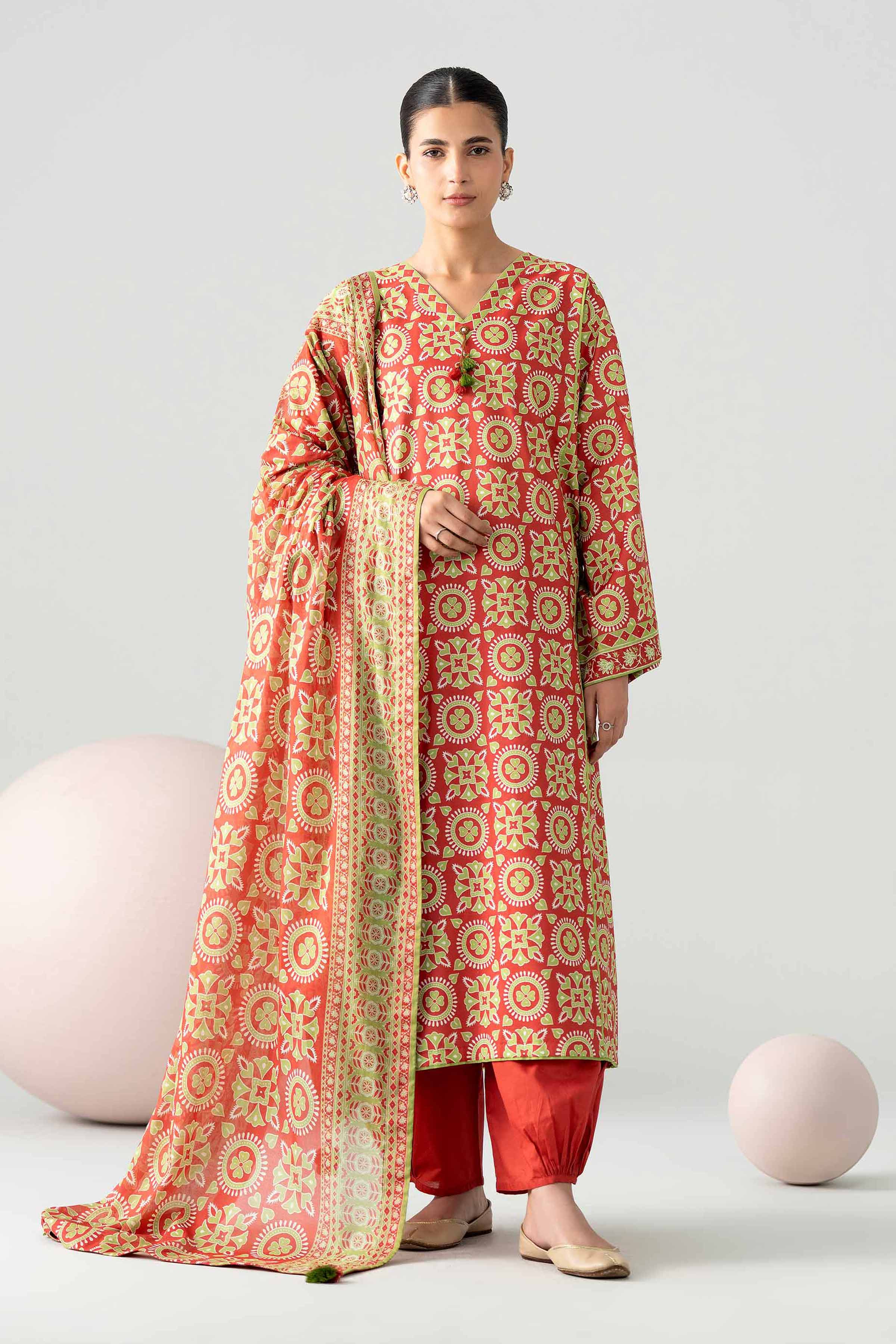3 Piece - Printed Loose Fabric - 42602574 for Women - Freedom To Buy Collection | Nishat | Shop Online
