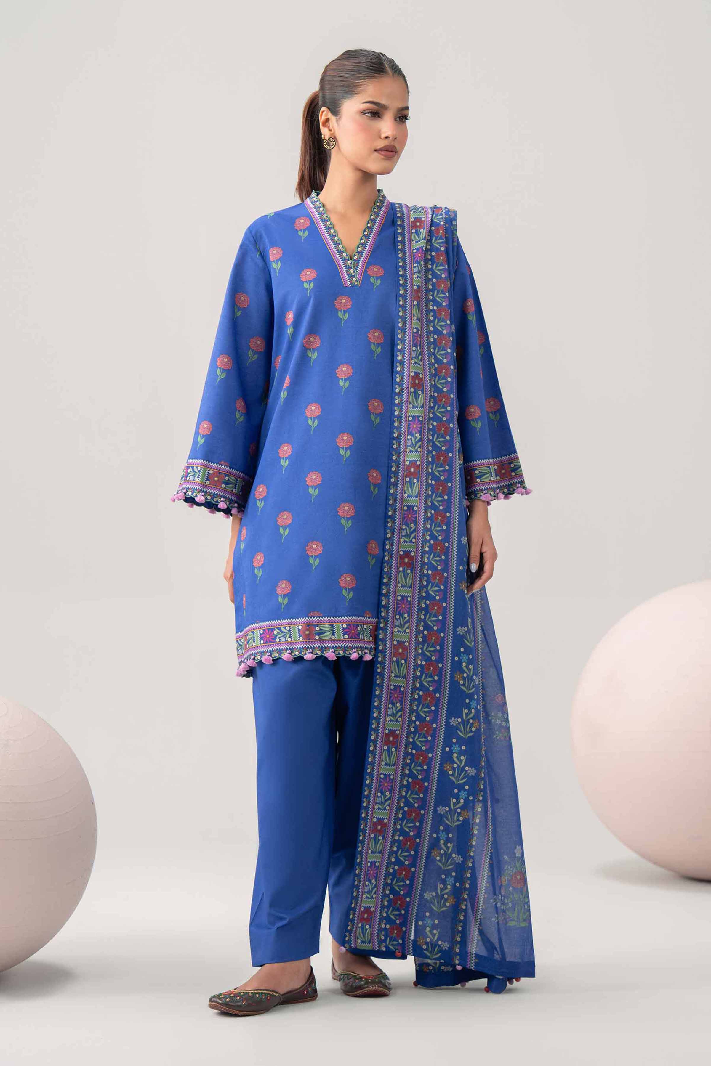 3 Piece - Printed Loose Fabric - 42602582 for Women - Freedom To Buy Collection | Nishat | Shop Online