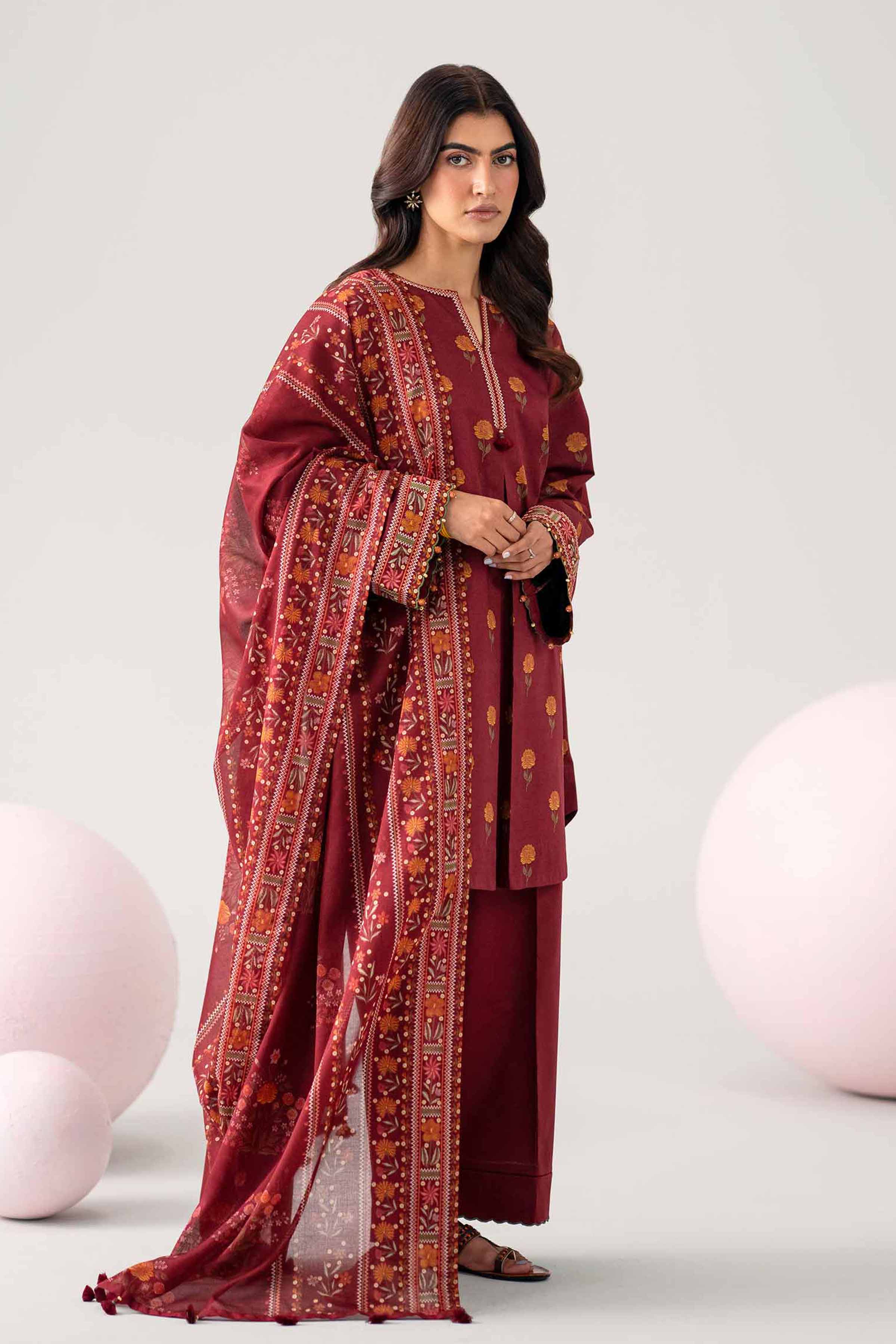 3 Piece - Printed Loose Fabric - 42602593 for Women - Freedom To Buy Collection | Nishat | Shop Online