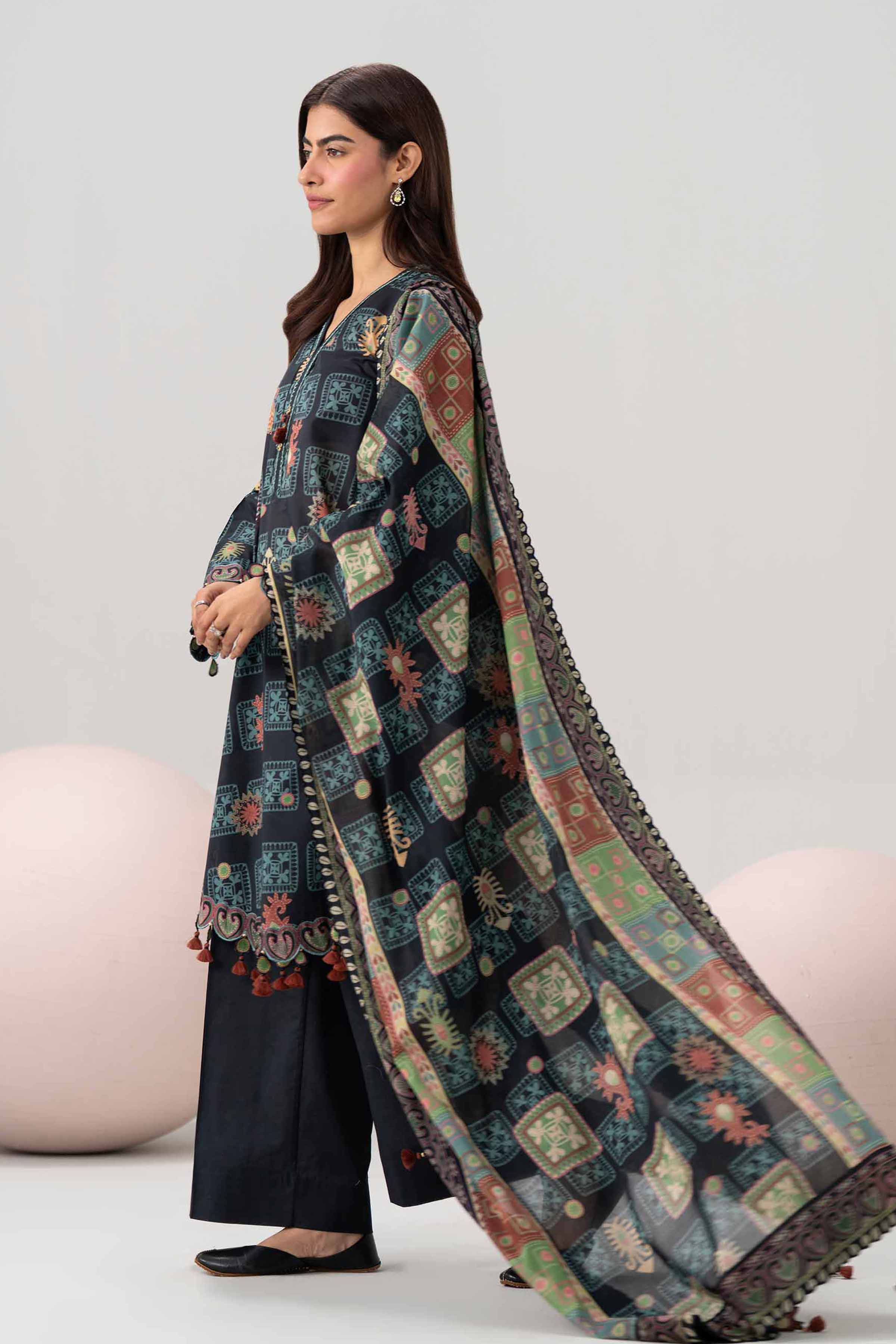 3 Piece - Printed Loose Fabric - 42602595 for Women - Freedom To Buy Collection | Nishat | Shop Online