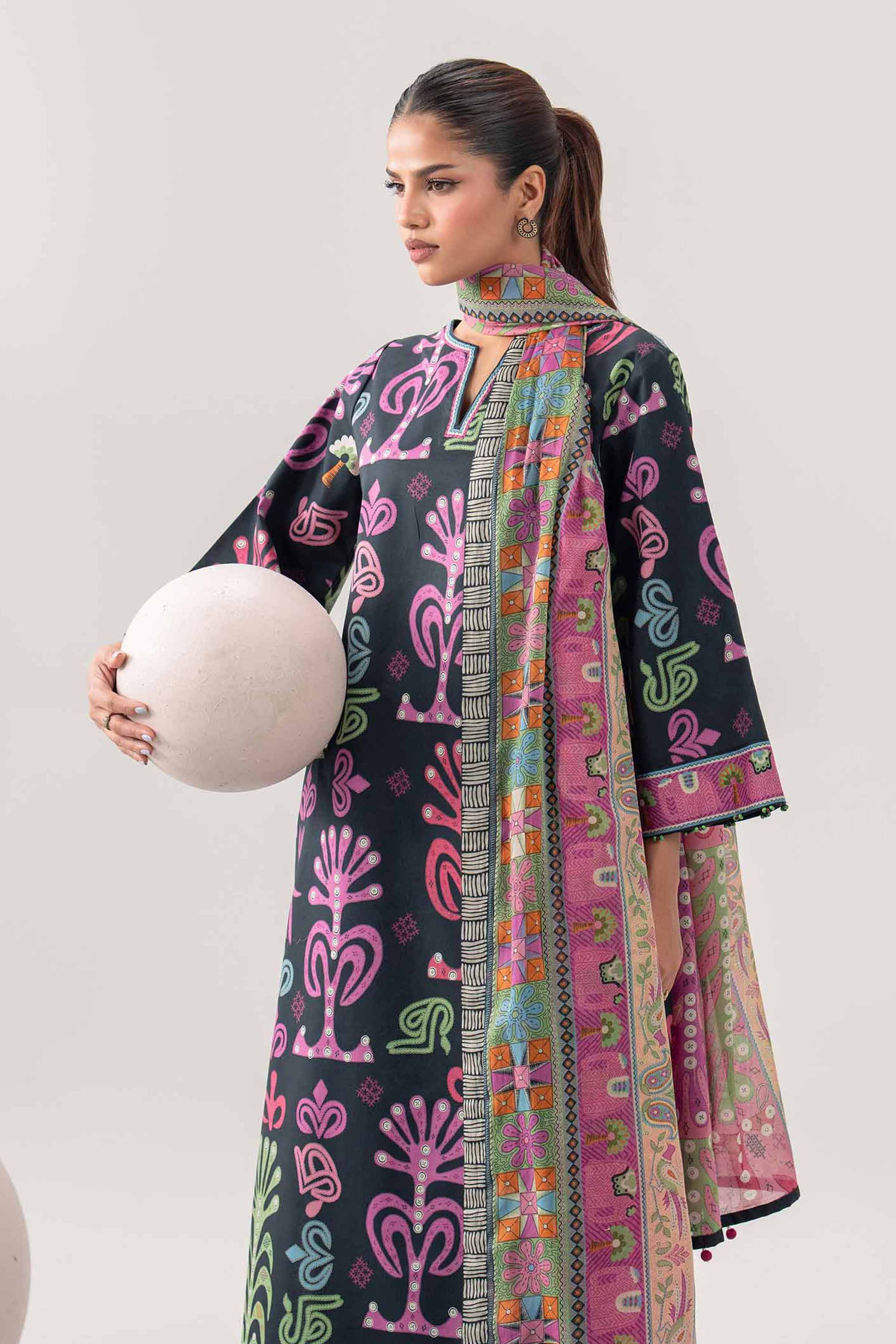 3 Piece - Printed Loose Fabric - 42602596 for Women - Freedom To Buy Collection | Nishat | Shop Online