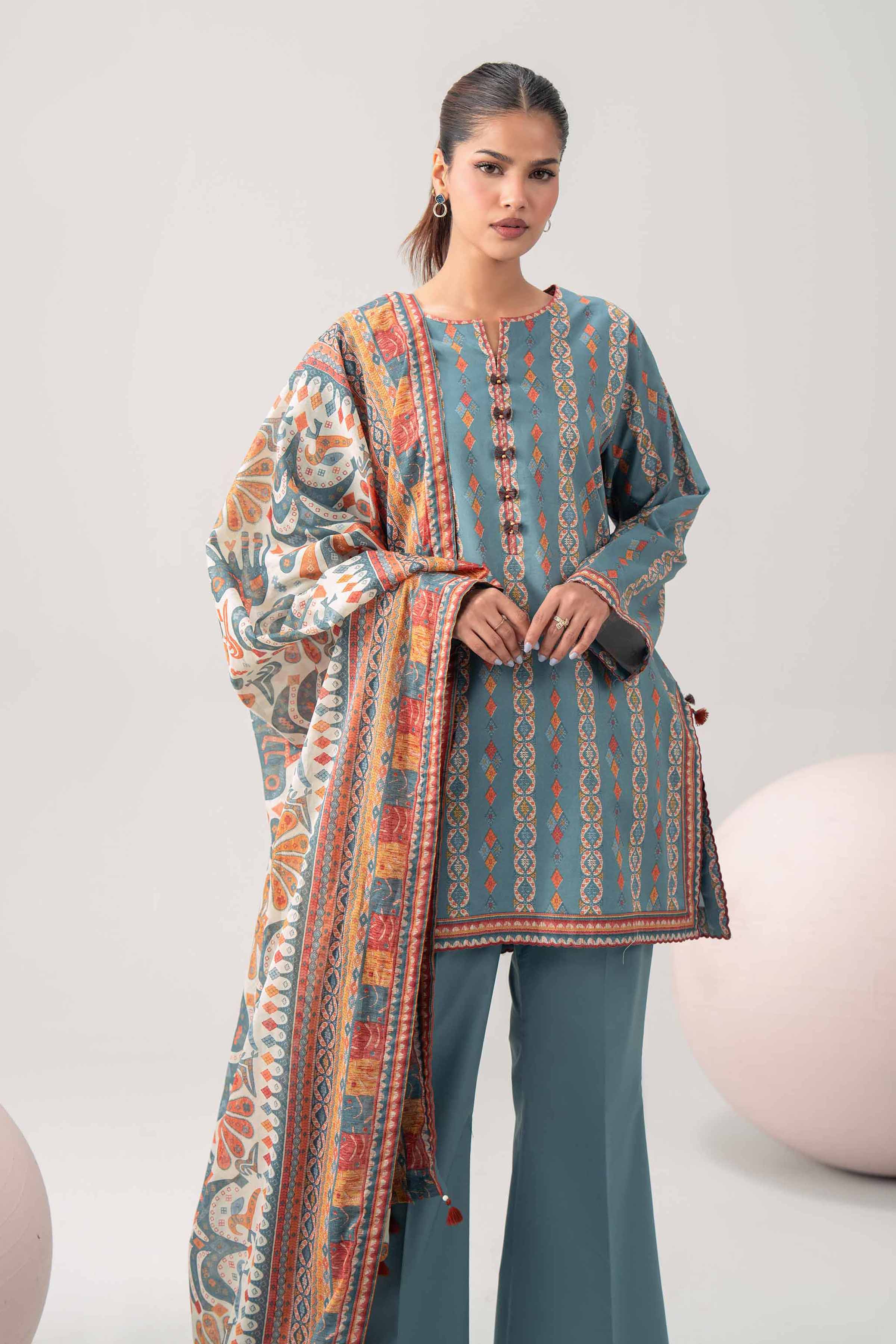 3 Piece - Printed Loose Fabric - 42602598 for Women - Freedom To Buy Collection | Nishat | Shop Online
