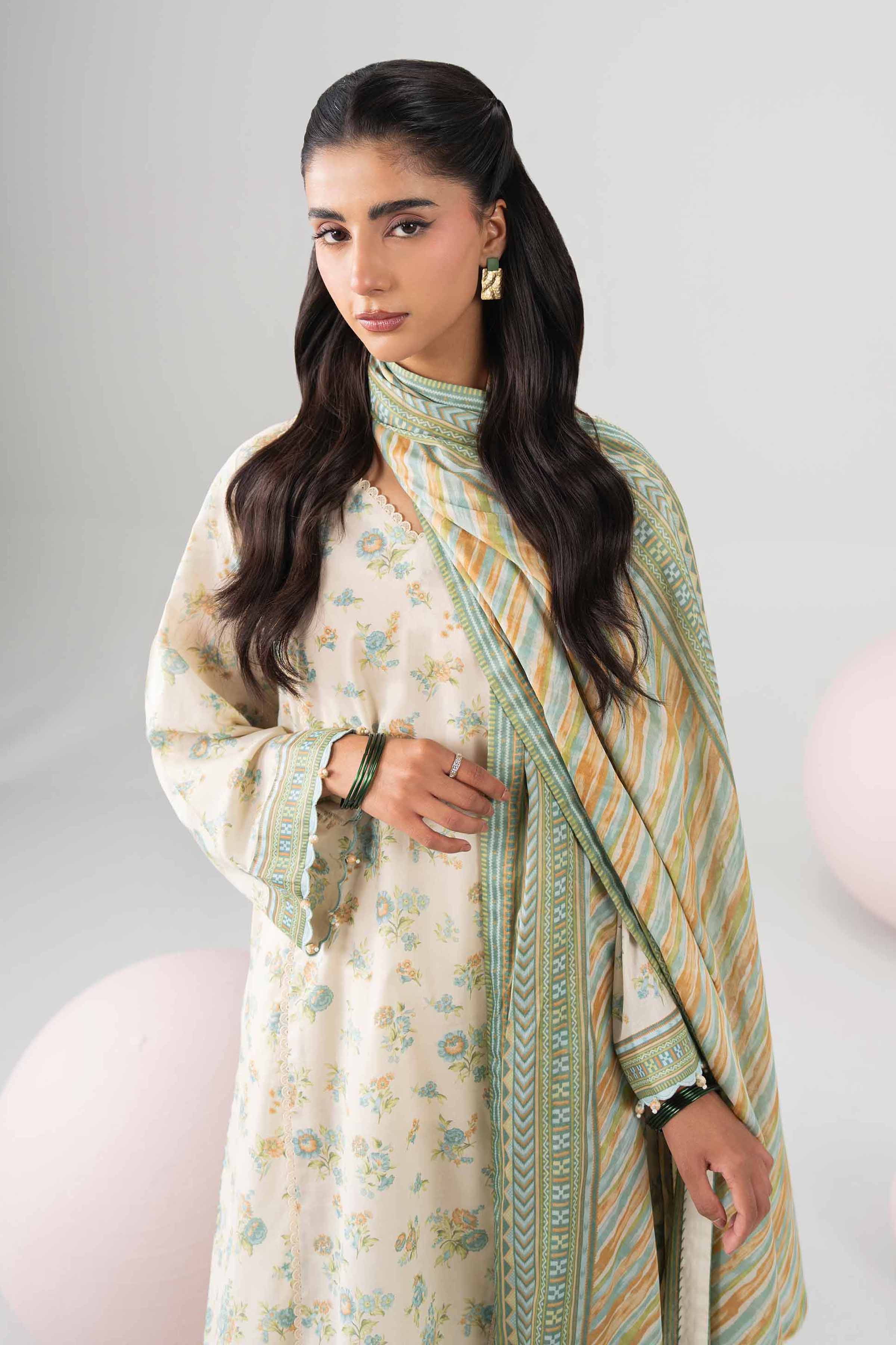 3 Piece - Printed Loose Fabric - 42602687 for Women - Freedom To Buy Collection | Nishat | Shop Online