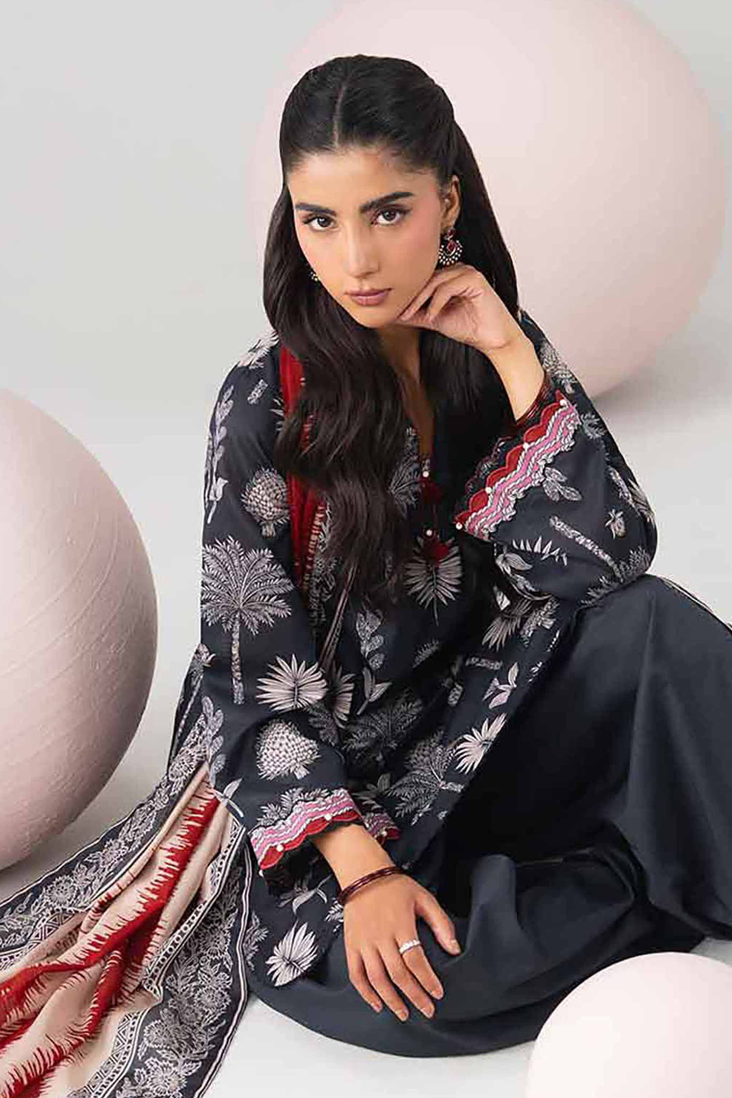 3 Piece - Printed Loose Fabric - 42602688 for Women - Freedom To Buy Collection | Nishat | Shop Online