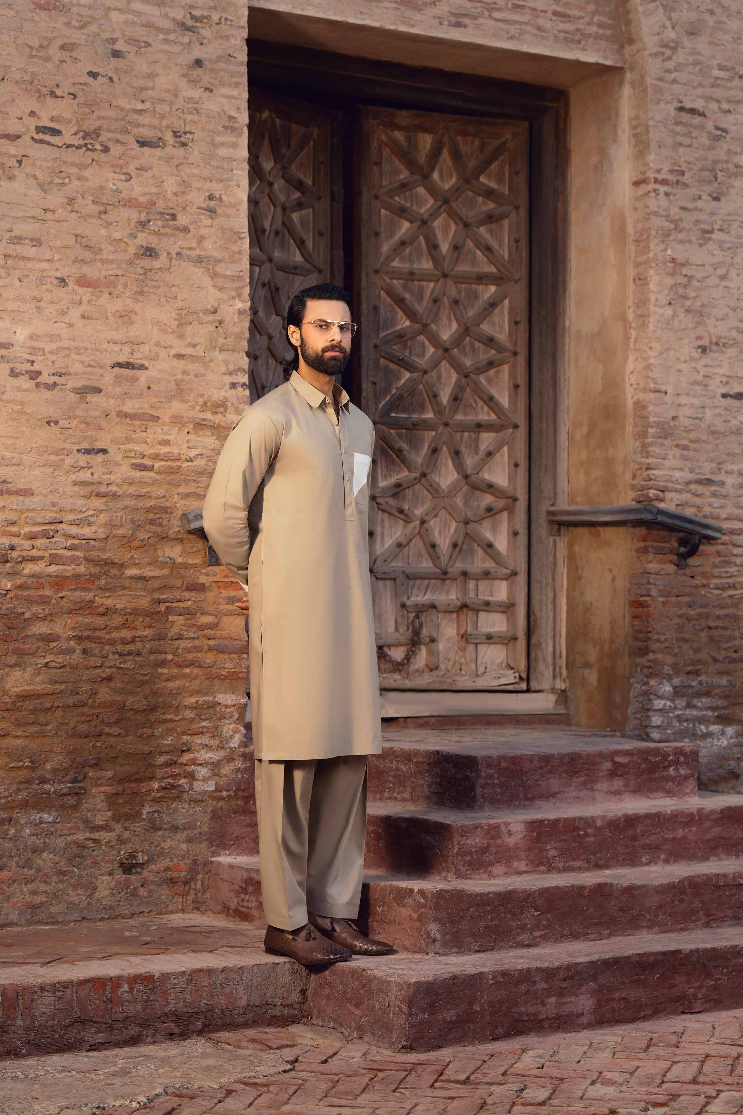 2 Piece - Naqsh Suit - 42608040 With Box