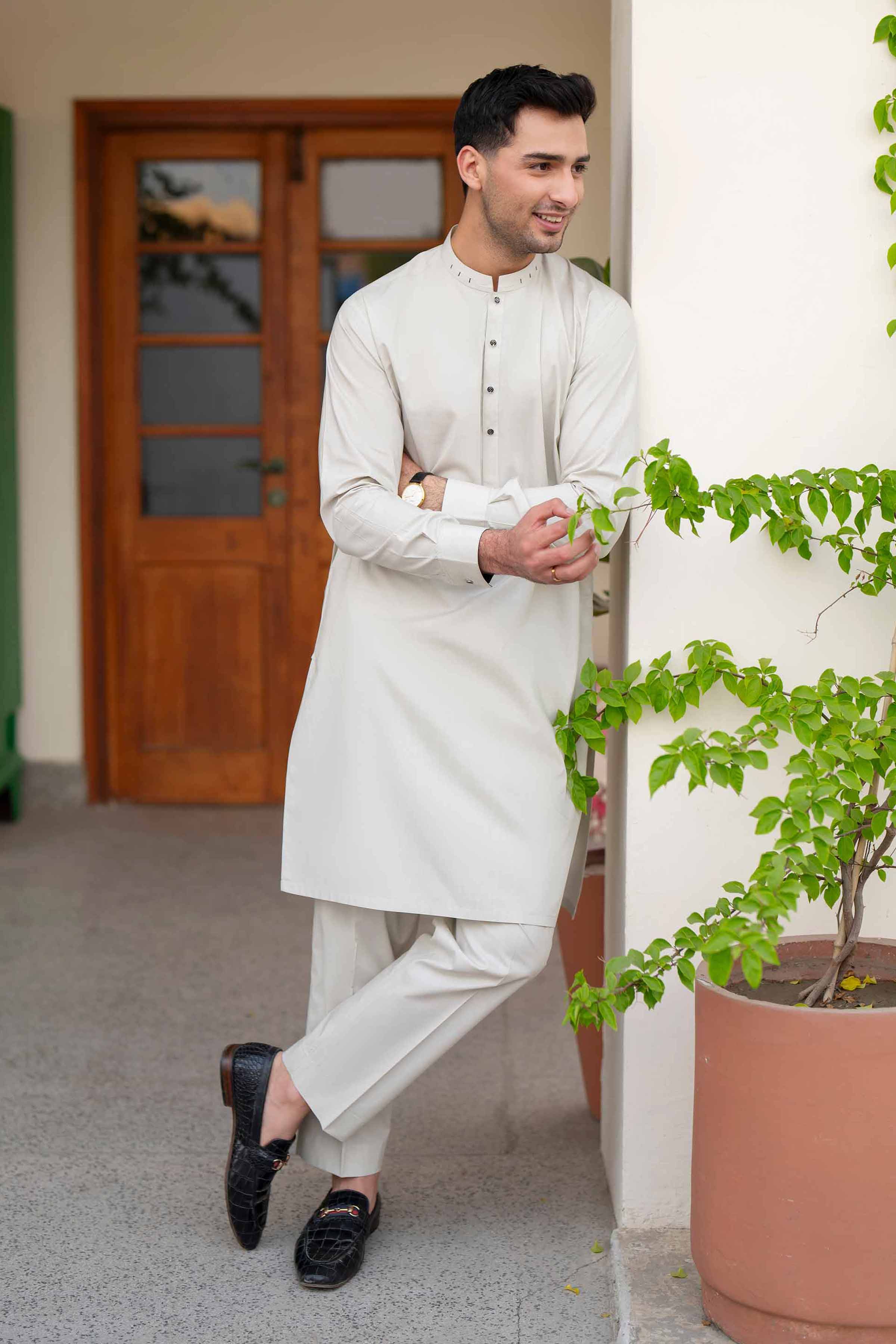2 Piece - Naqsh Suit - 42608043