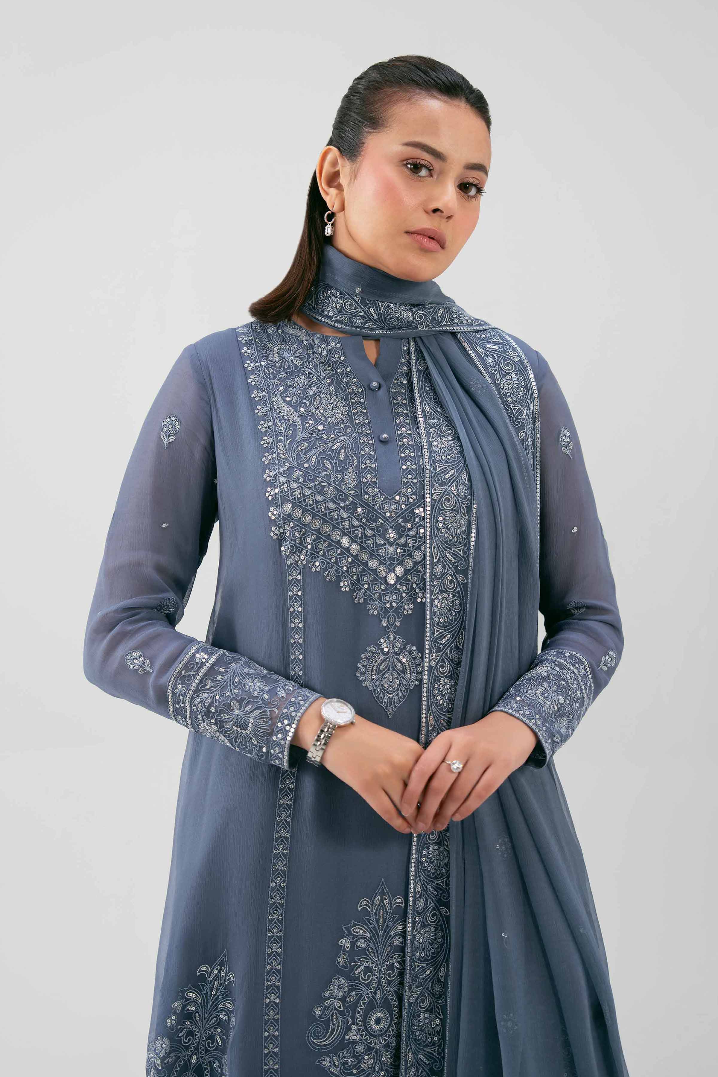 3 Piece - Embroidered Suit - 42619521