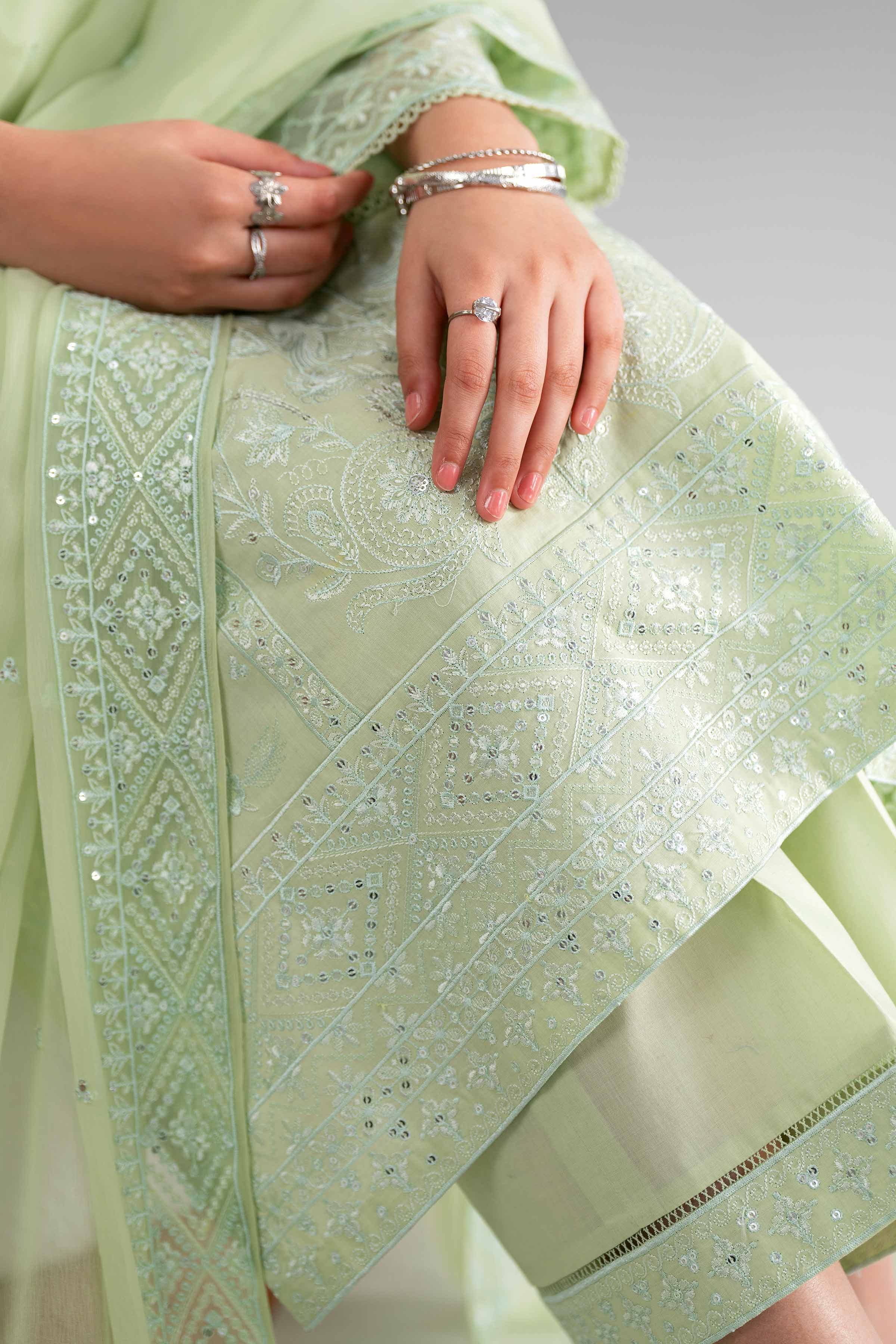 3 Piece - Embroidered Suit - 42619524