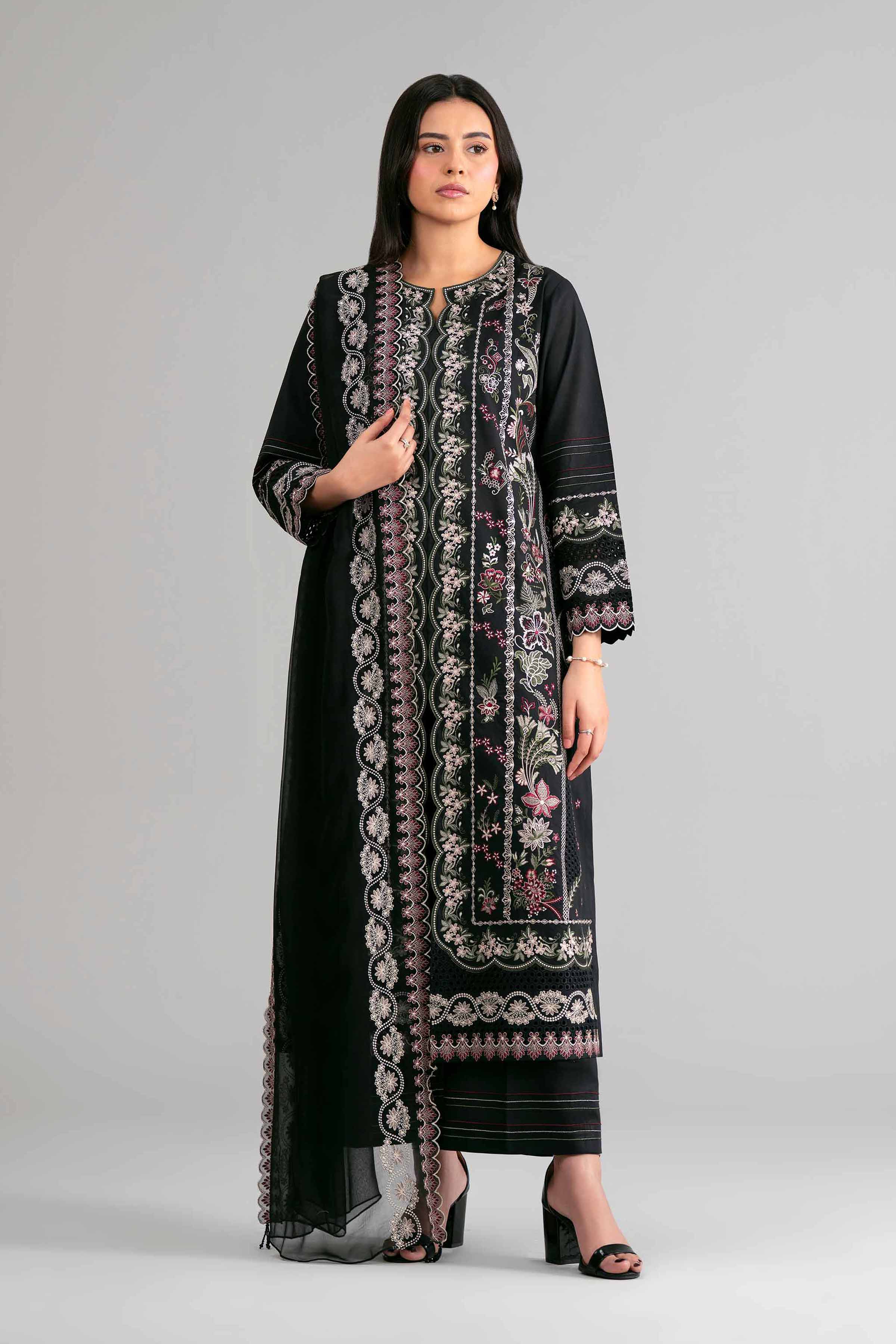 3 Piece - Embroidered Suit - 42619527
