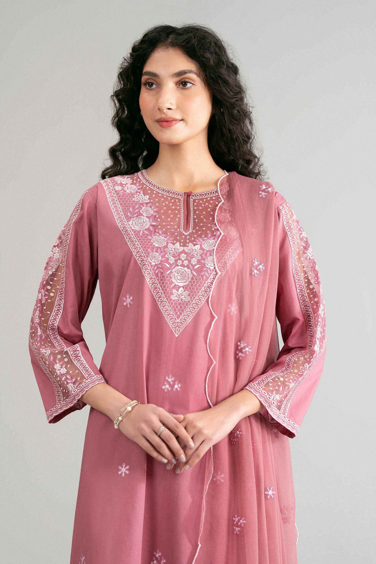 3 Piece - Embroidered Suit - 42619534