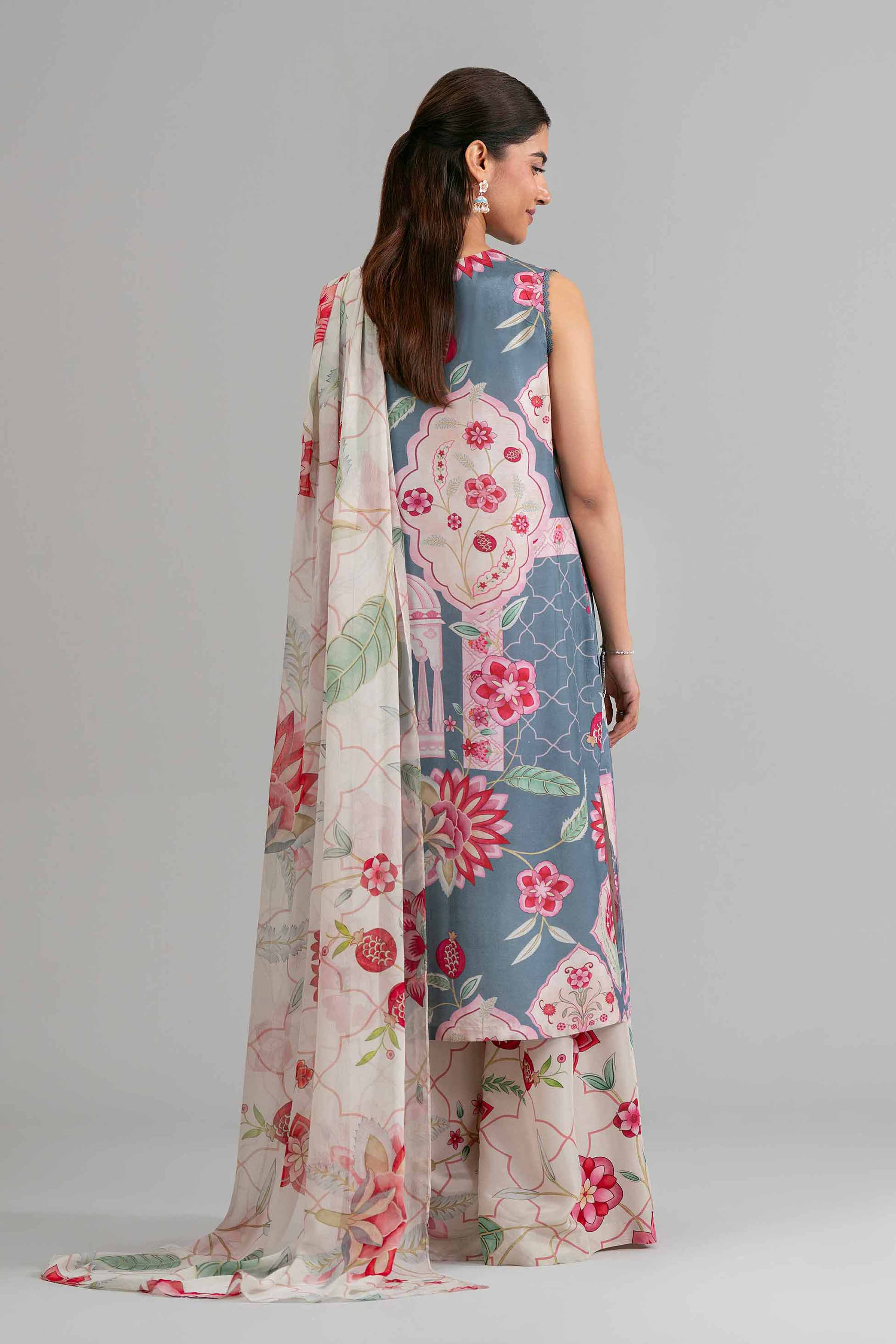 3 Piece - Printed Loose Fabric - 42619939 for Women - Freedom To Buy Collection | Nishat | Shop Online