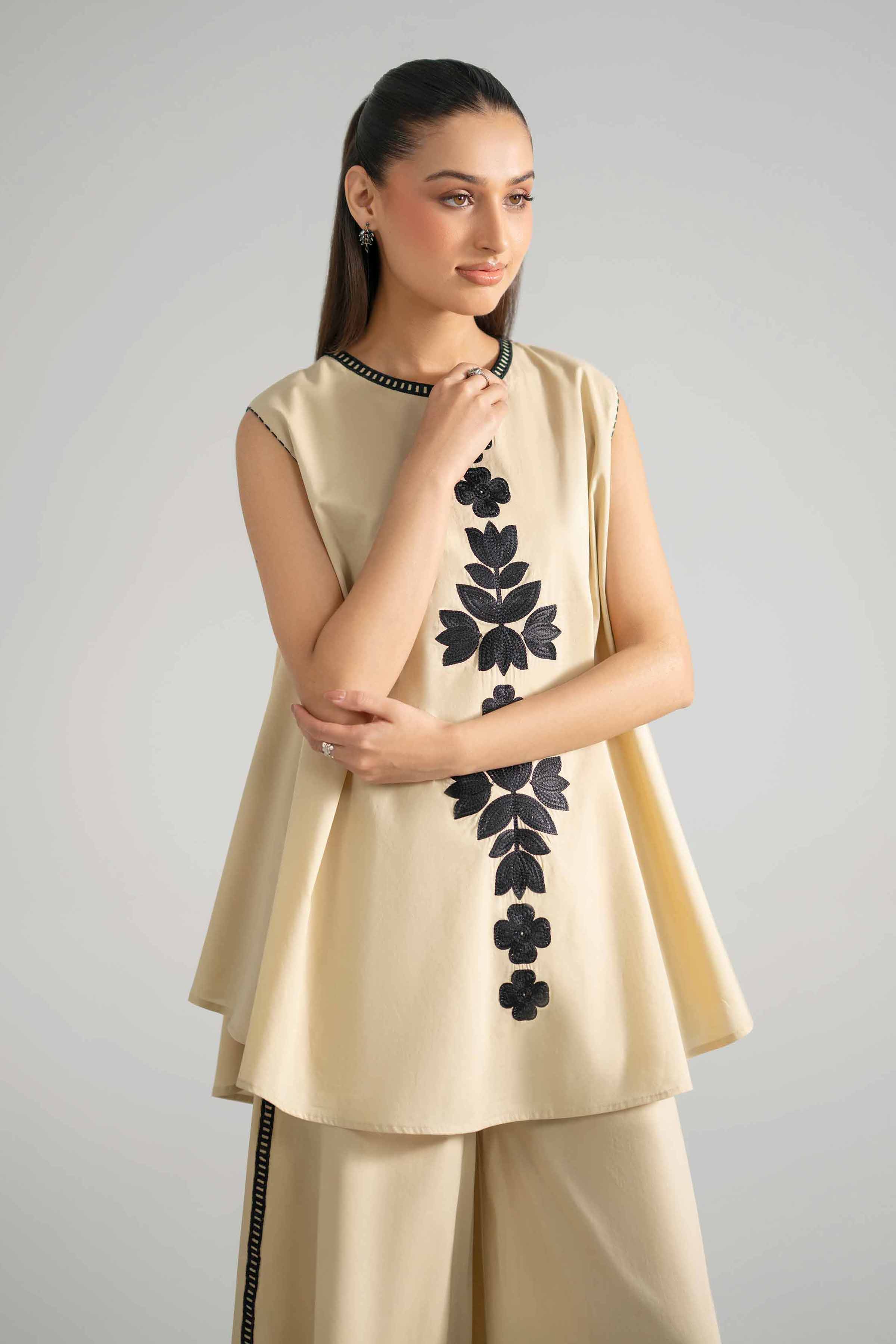 2 Piece - Embroidered Suit - AS26-84