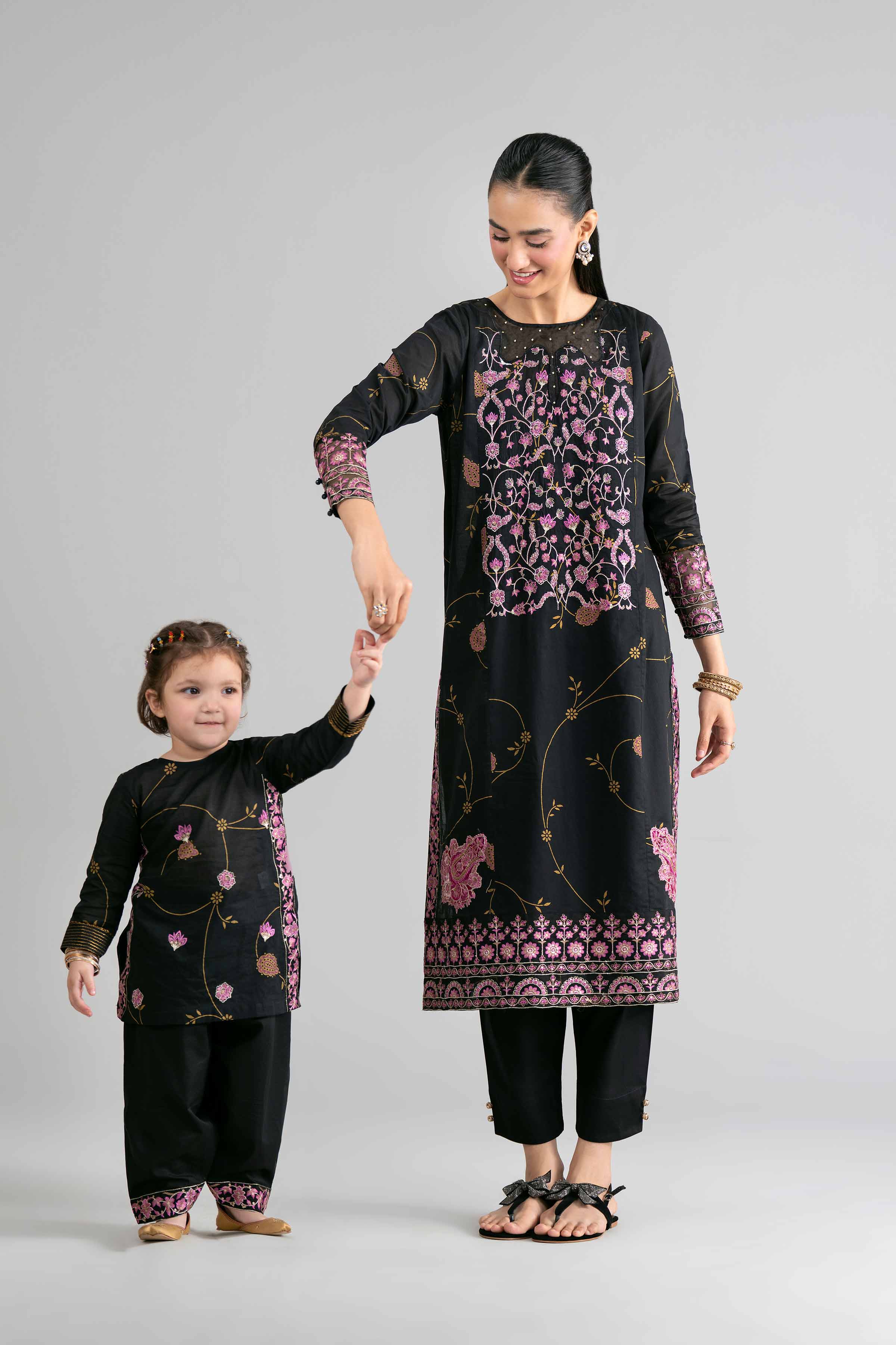 2 Piece - Printed Embroidered Suit - PMD26-03 M