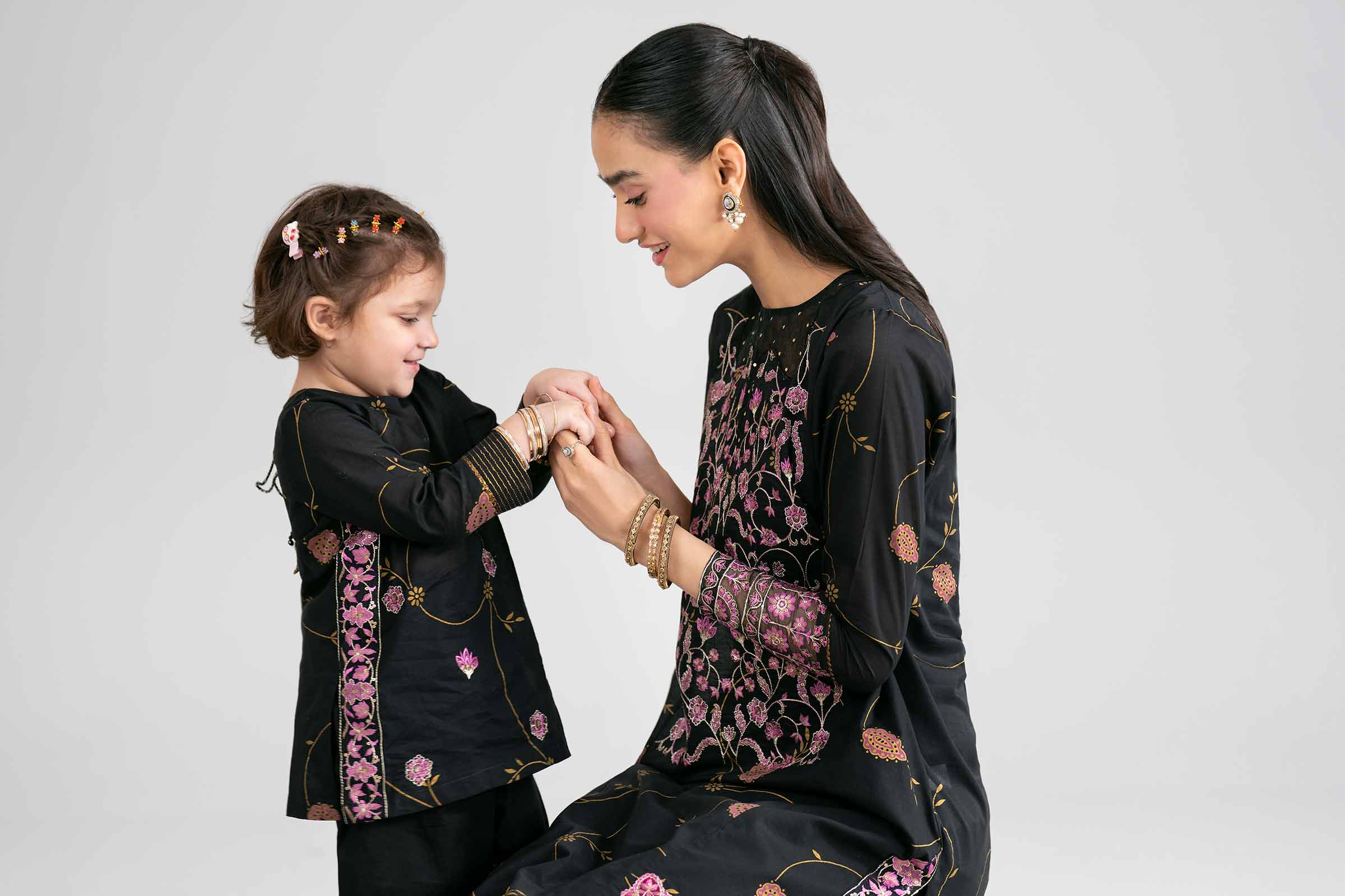 2 Piece - Printed Embroidered Suit - PMD26-03 M