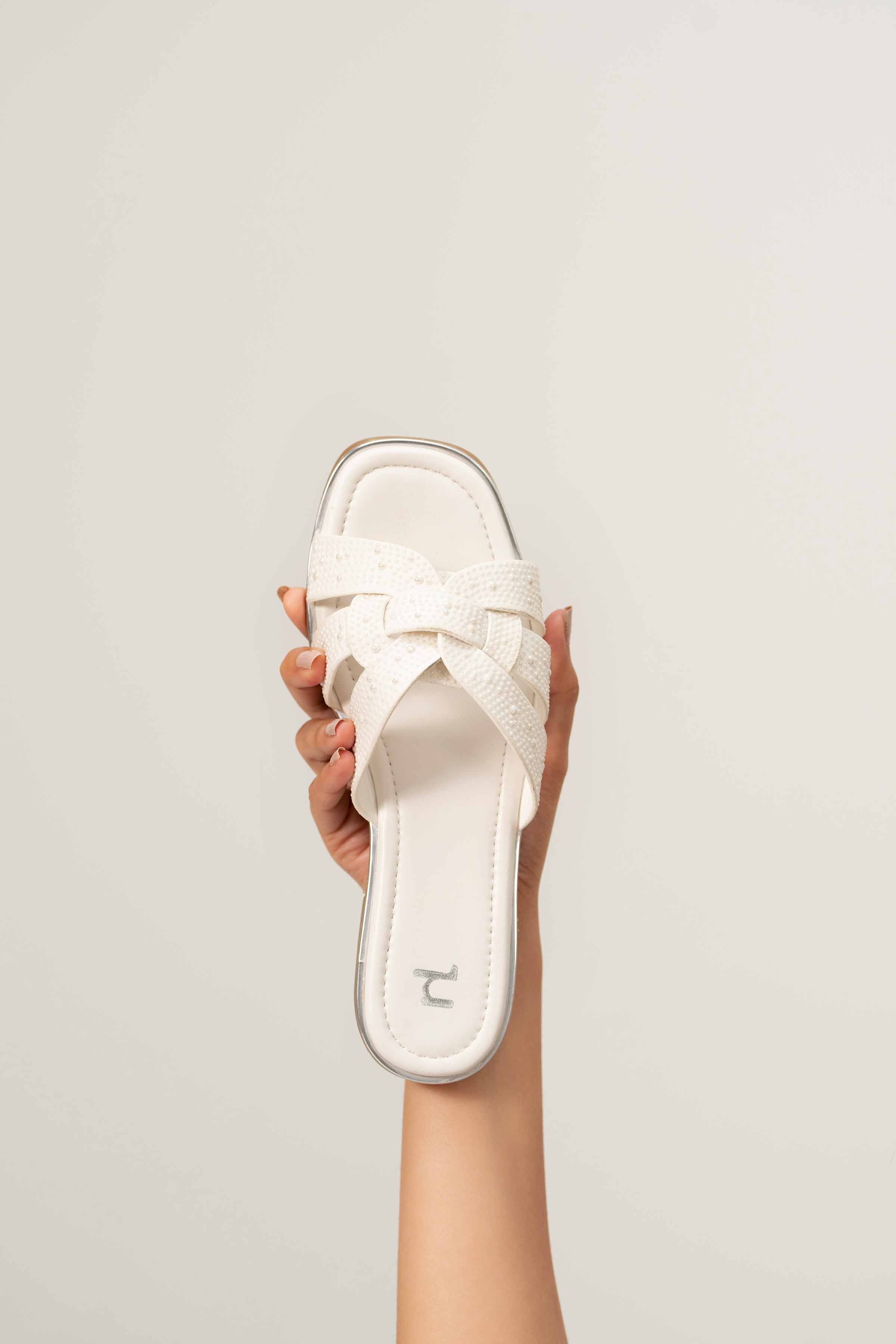 Off White Chappal-440602907 for Women - Fashion Collection | Nishat | Shop Online