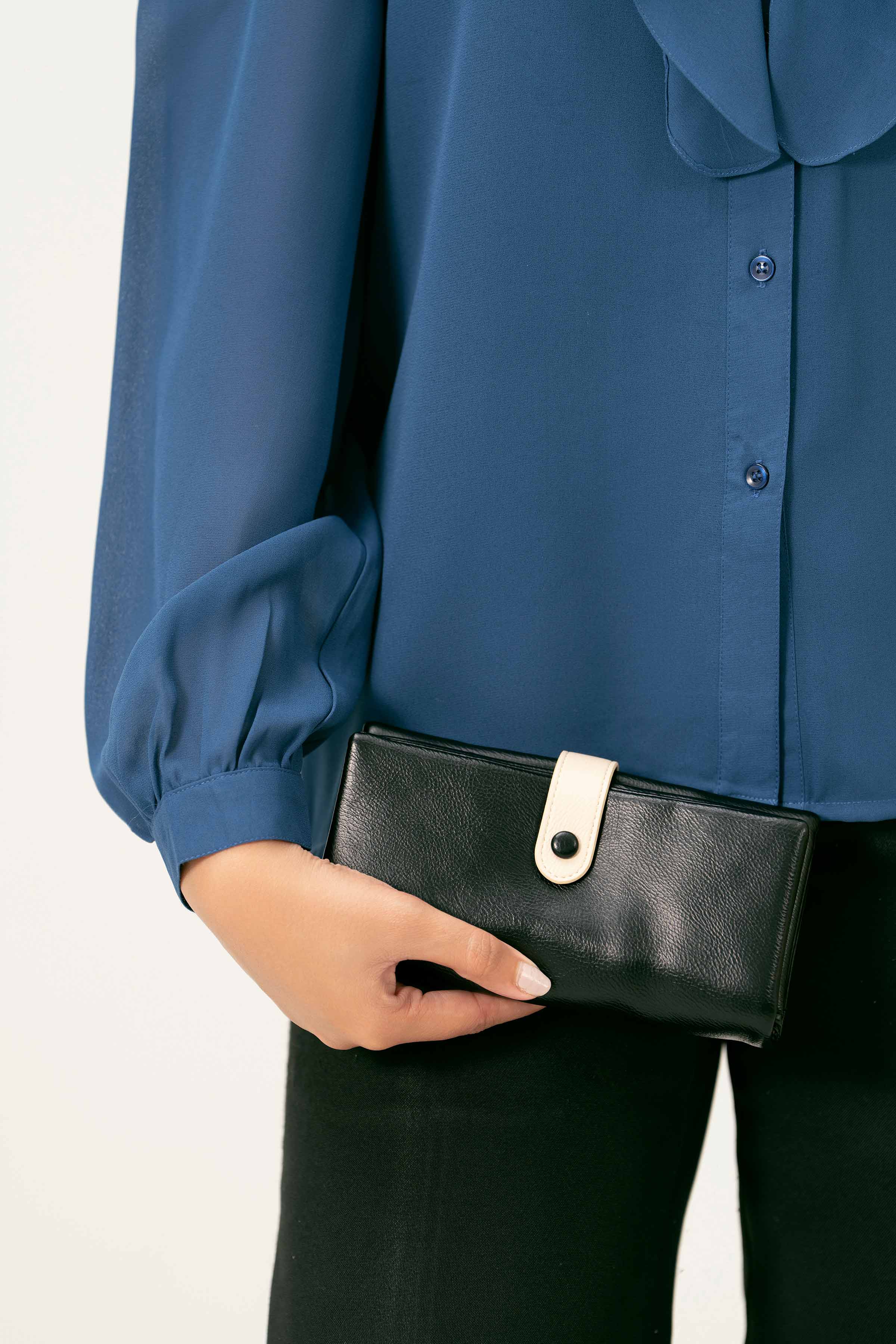 Black Wallet-441332103 for Women - Fashion Collection | Nishat | Shop Online