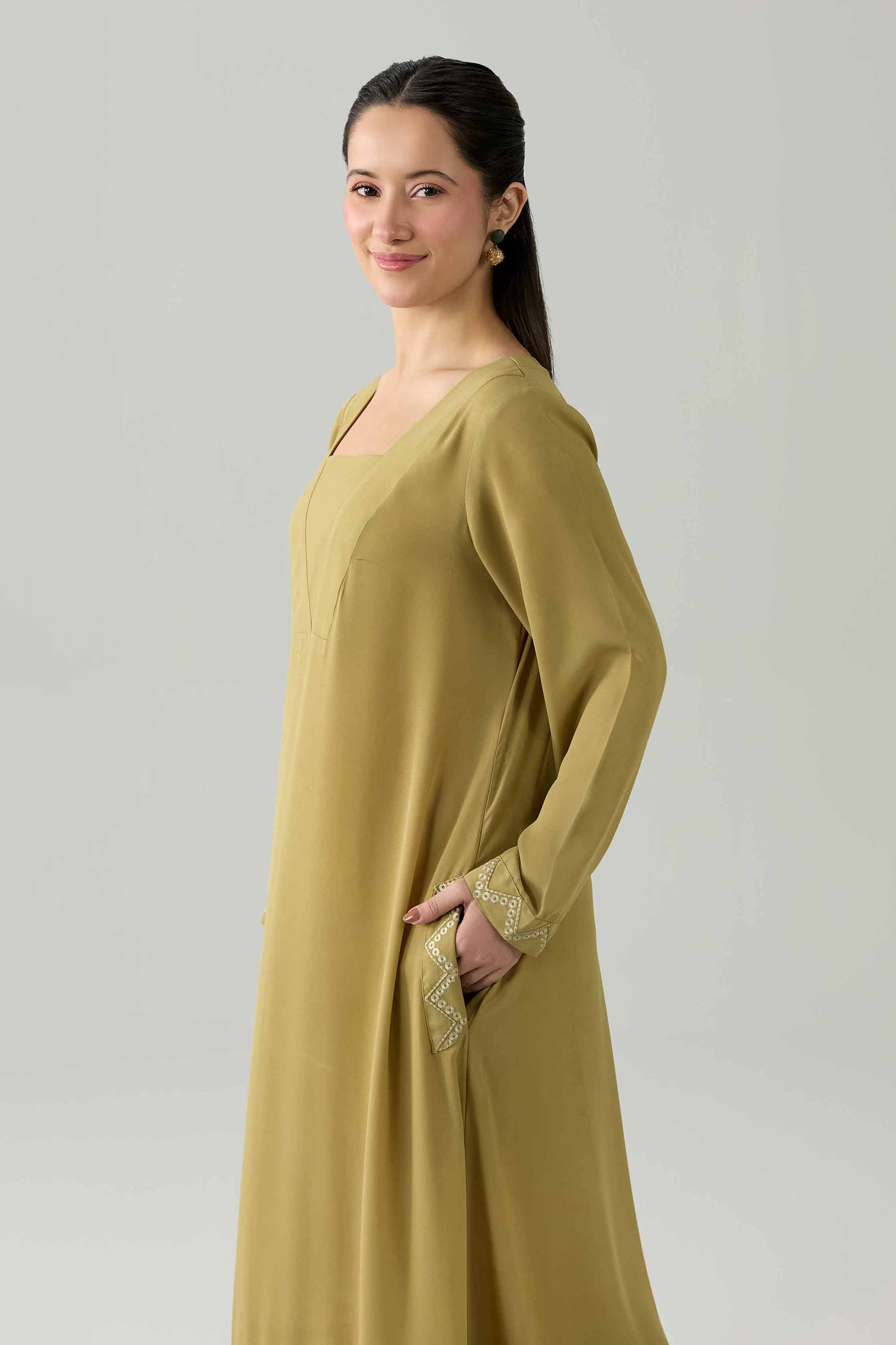 Embroidered Dress - FS26-11