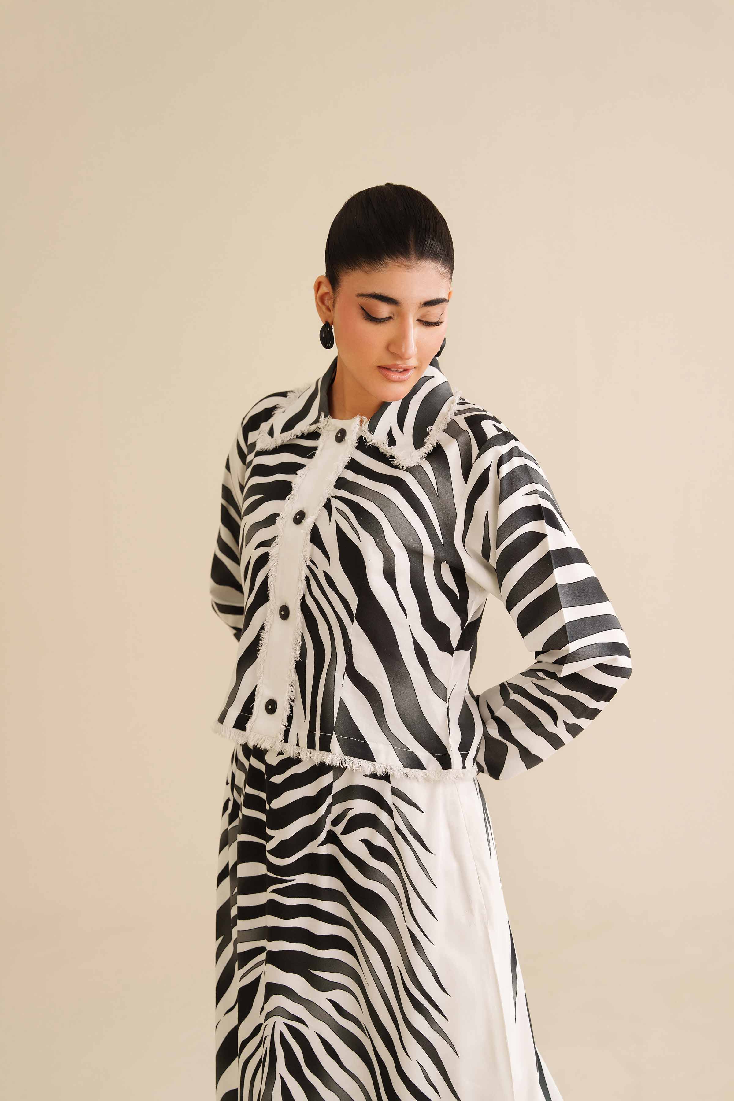2 Piece - Printed Suit - FW25-13 for Women - Pret Collection | Nishat | Shop Online