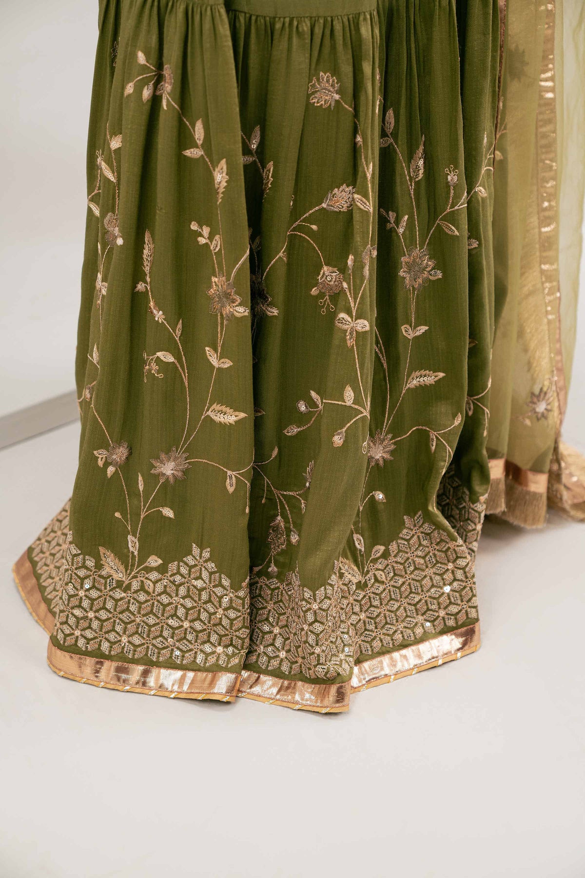 3 Piece - Embroidered Suit - KBW25-34