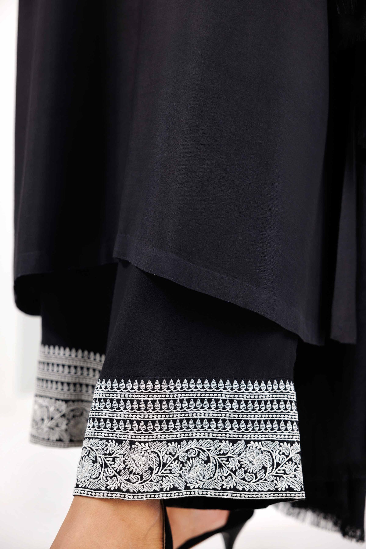 3 Piece - Embroidered Suit - KBW25-40