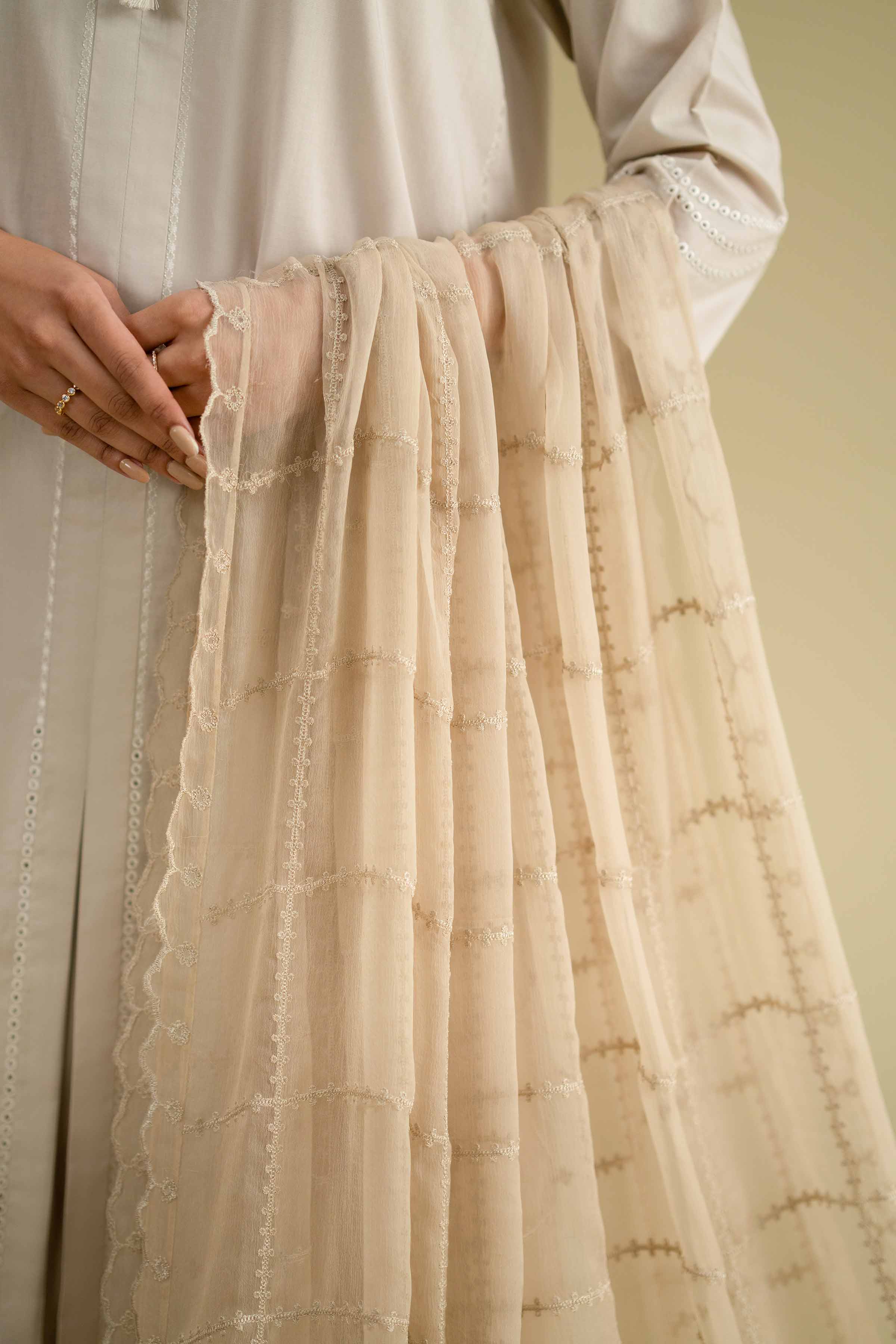 Embroidered Dupatta - KFE26-120 for Women - Pret Collection | Nishat | Shop Online