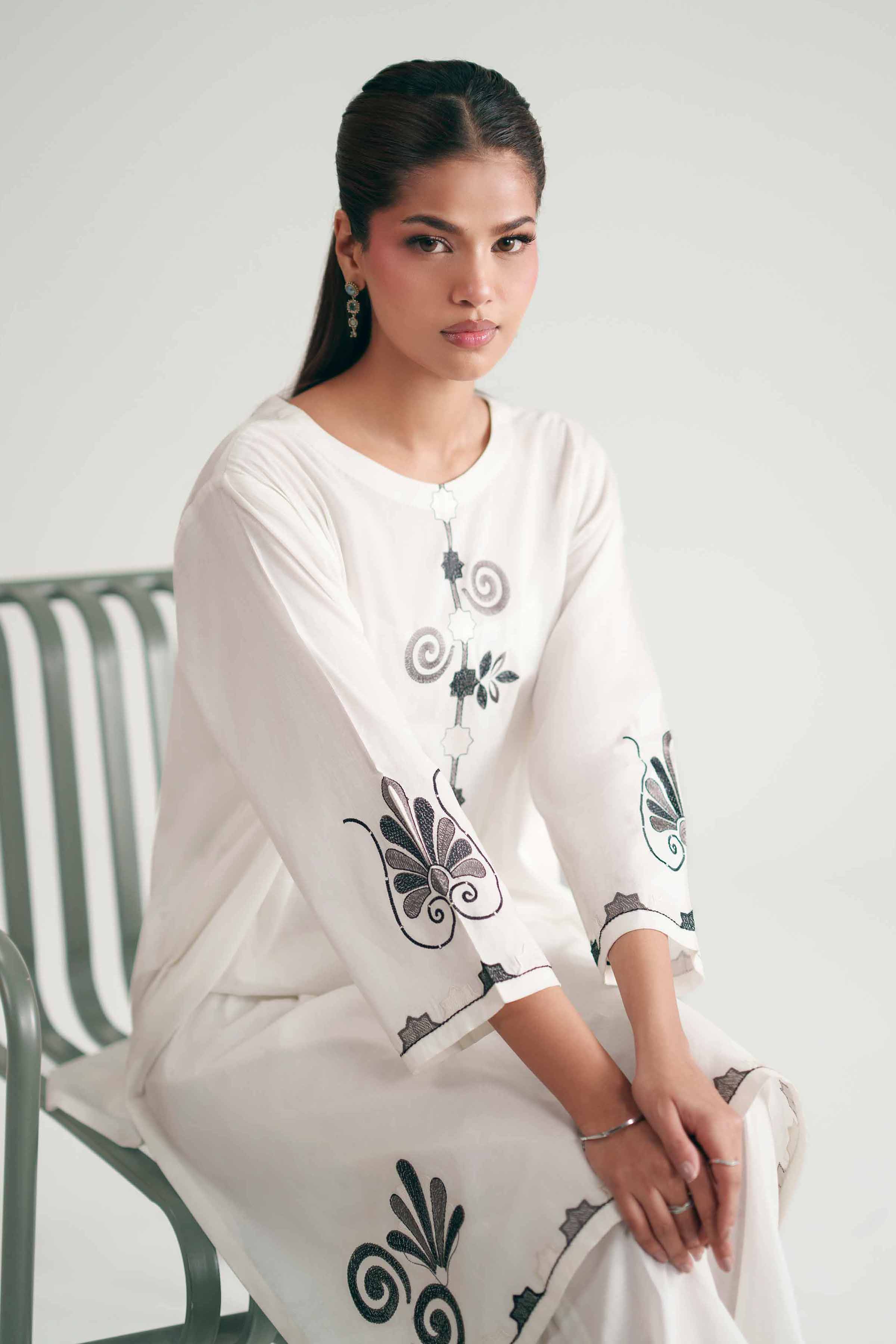 2 Piece - Embroidered Suit - KFE26-171