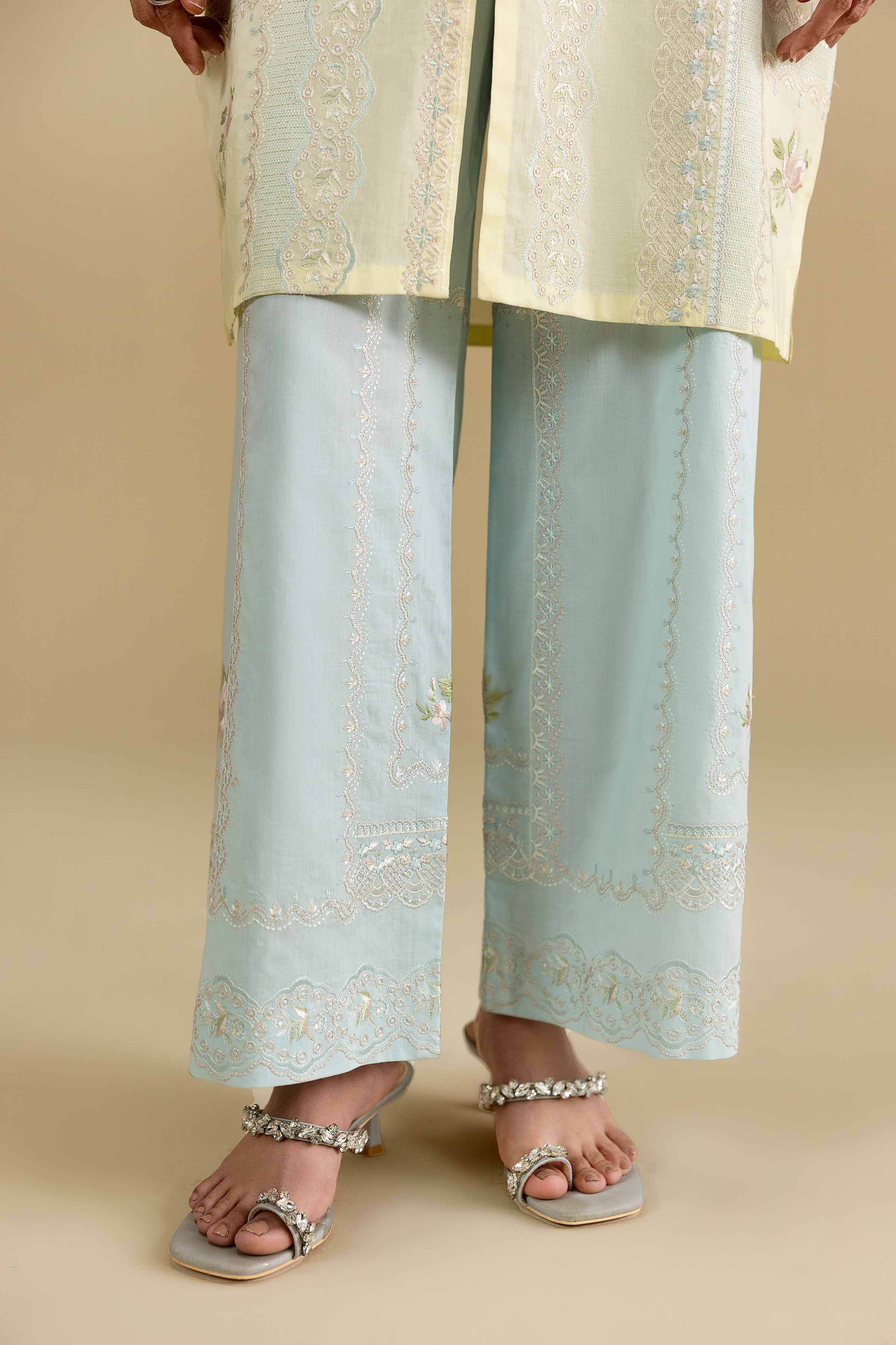 2 Piece - Embroidered Suit - KFE26-33